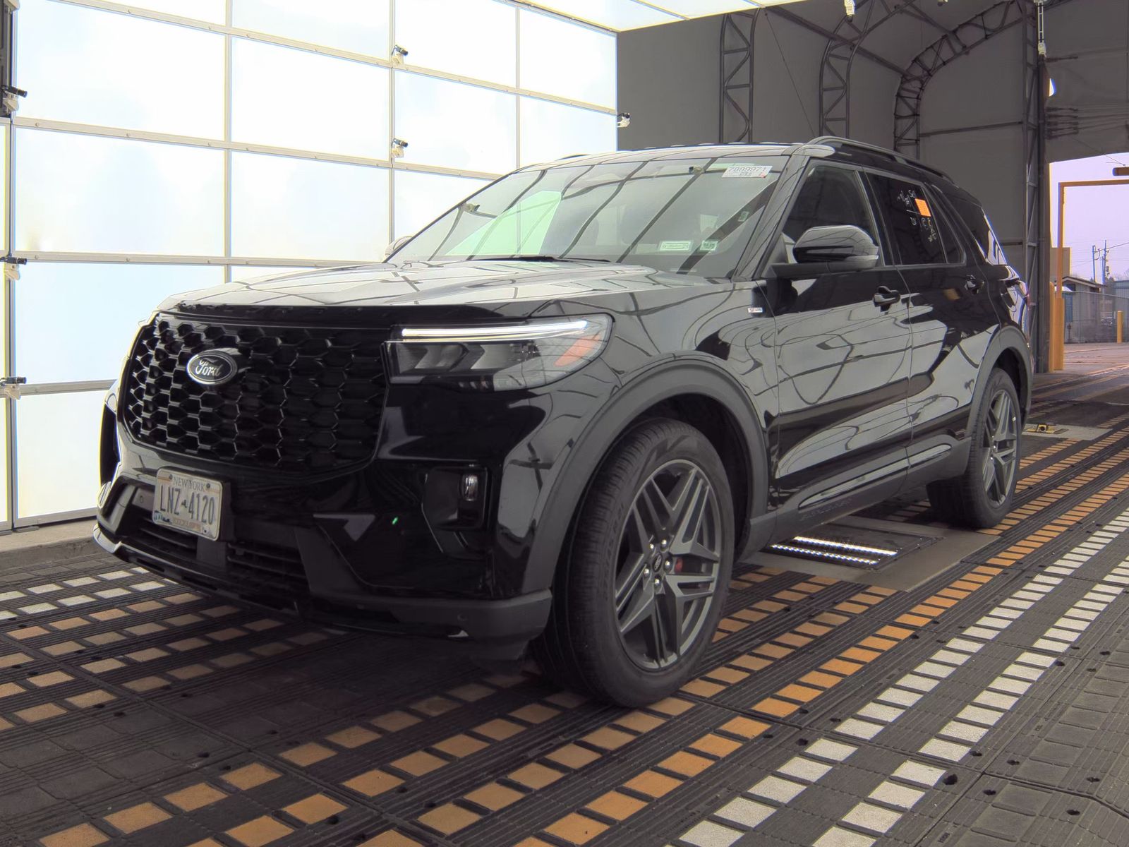 2025 Ford Explorer ST-Line AWD