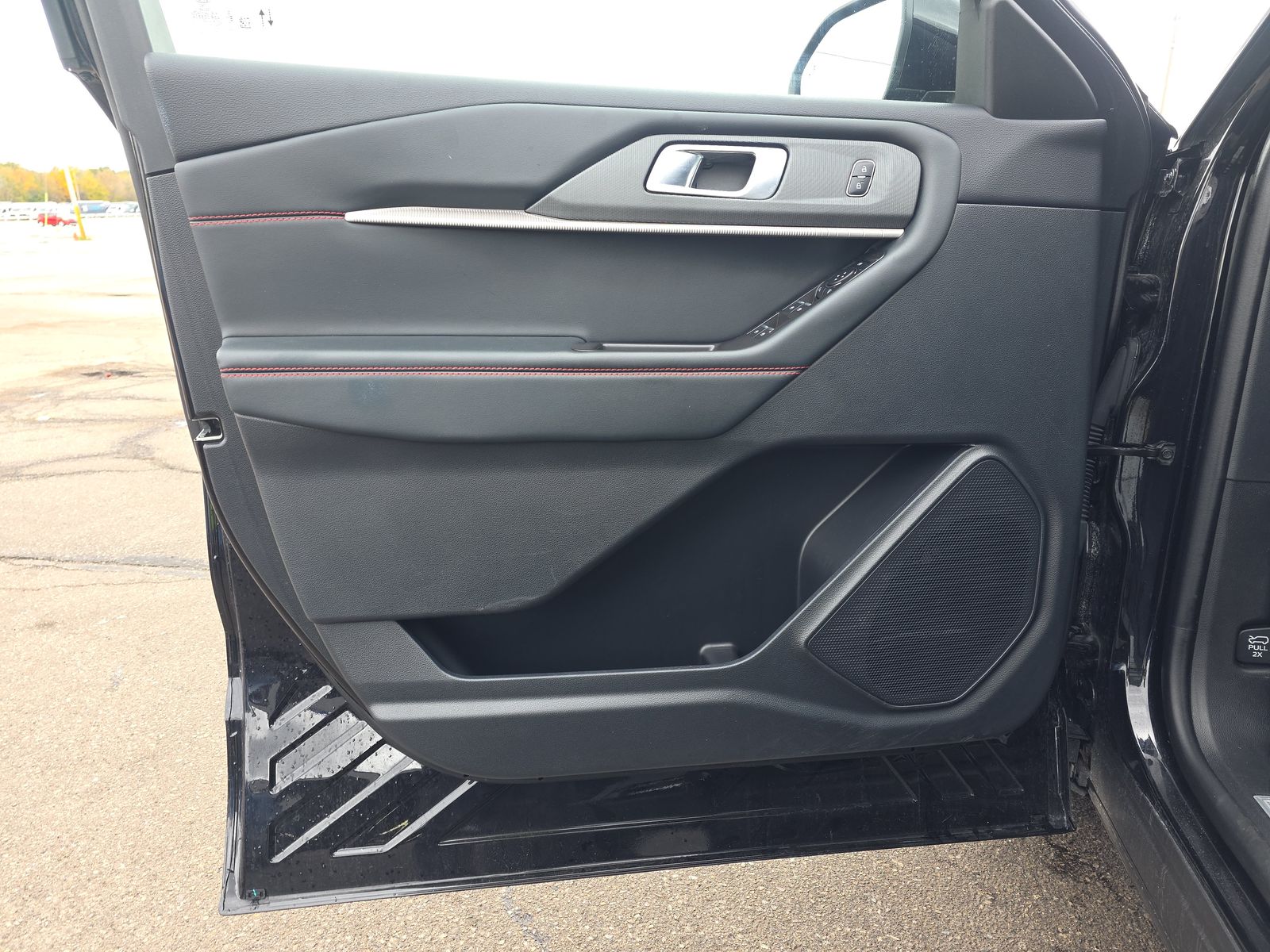 2025 Ford Explorer ST-Line AWD