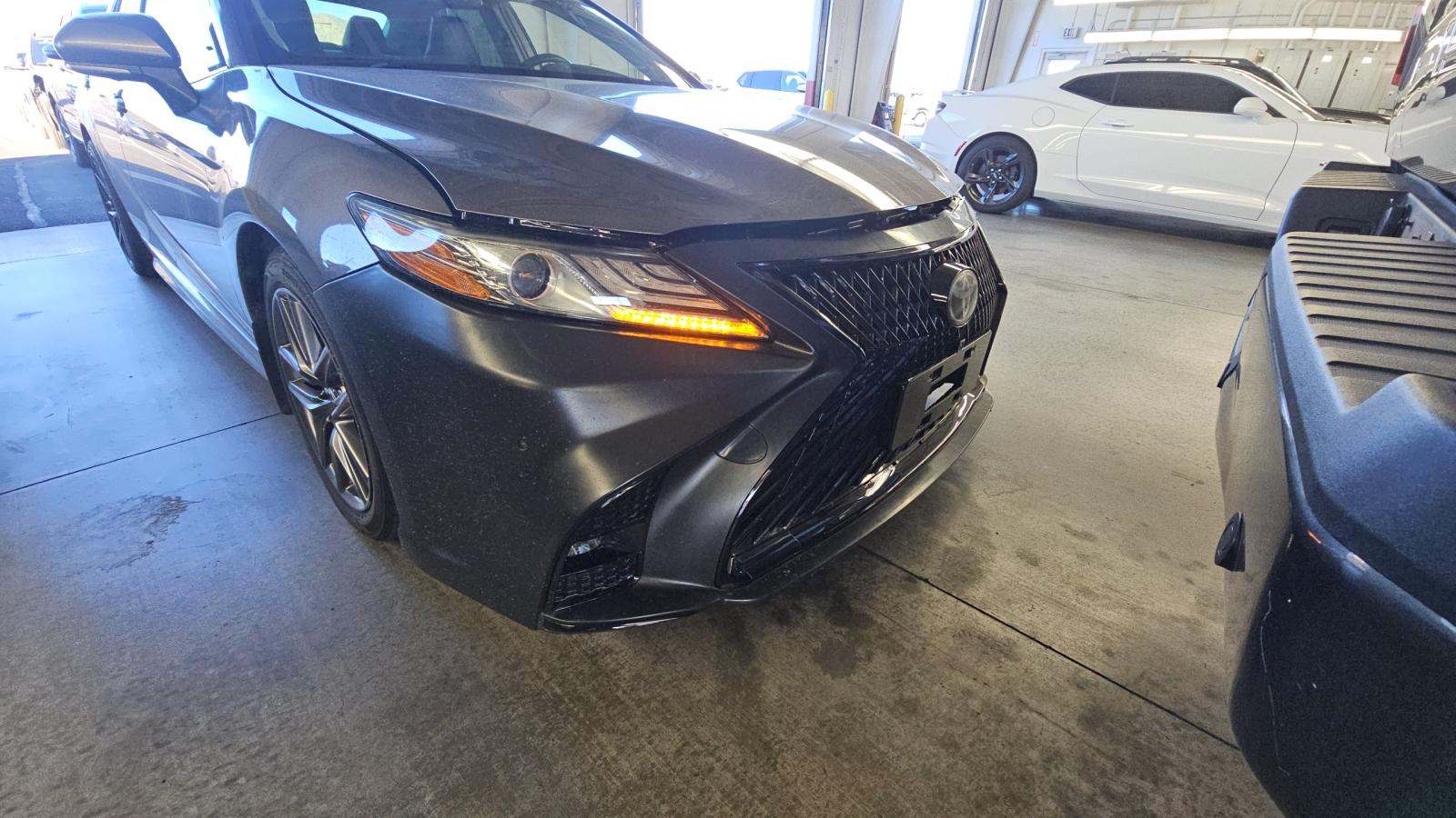 2019 Toyota Camry XSE FWD