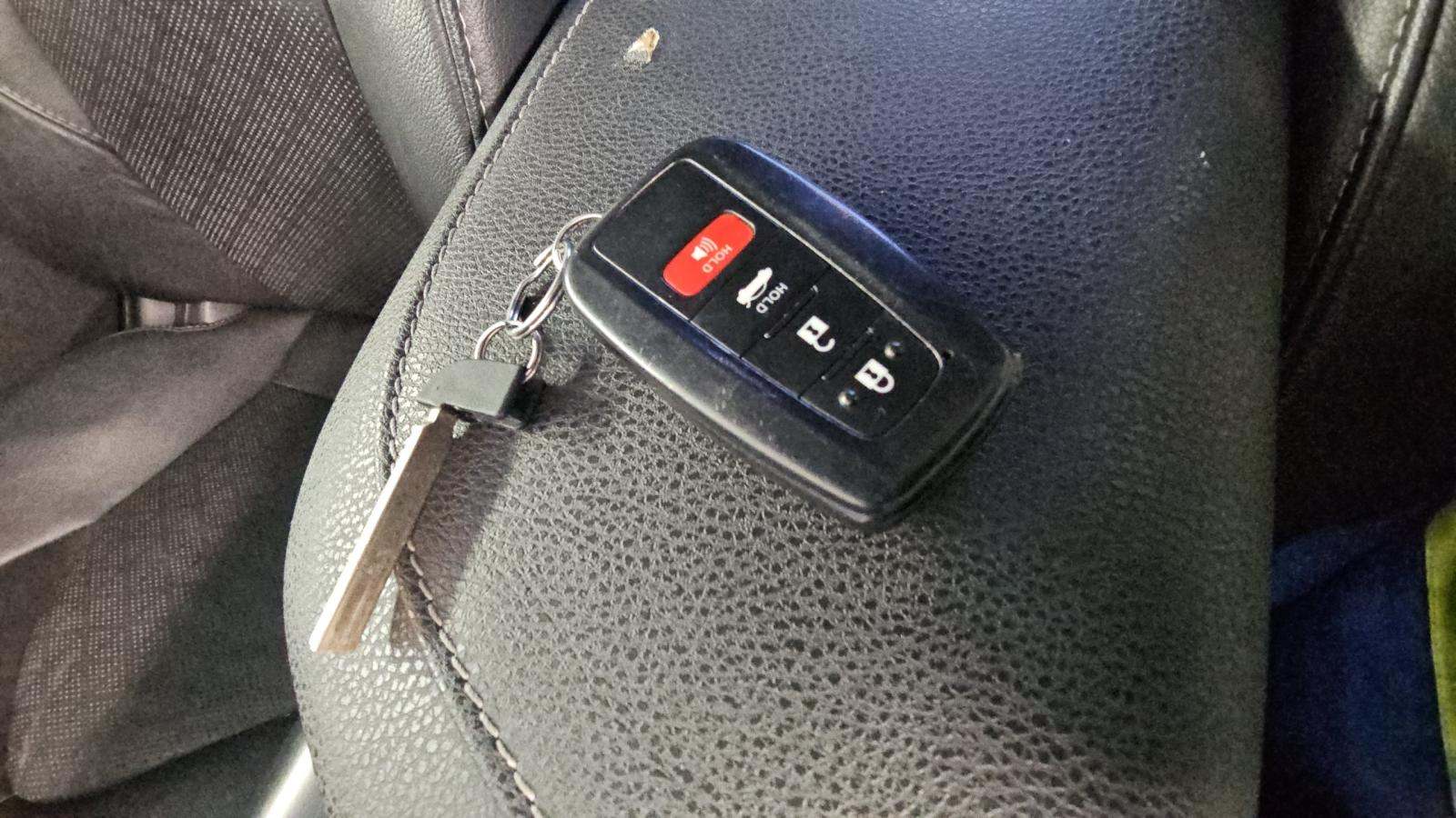 2019 Toyota Camry XSE FWD