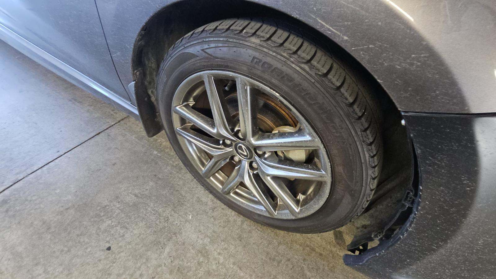 2019 Toyota Camry XSE FWD