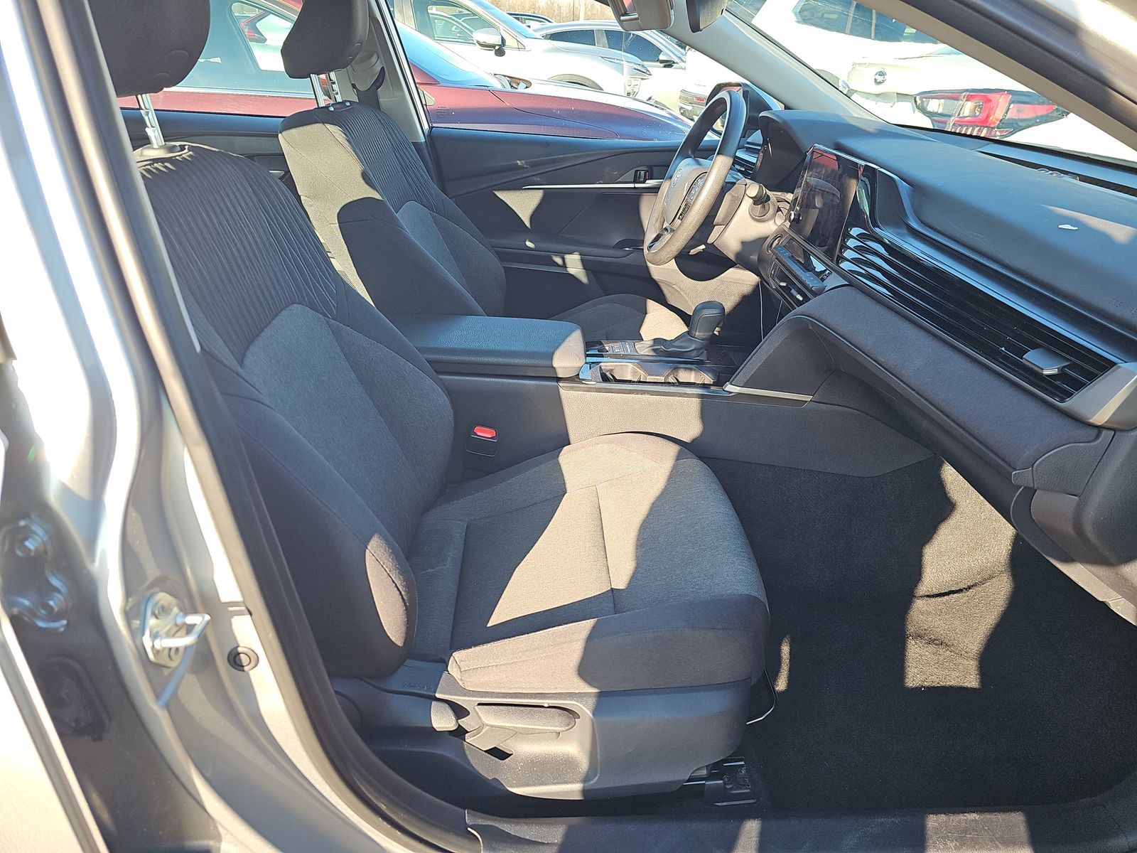 2025 Toyota Camry LE FWD