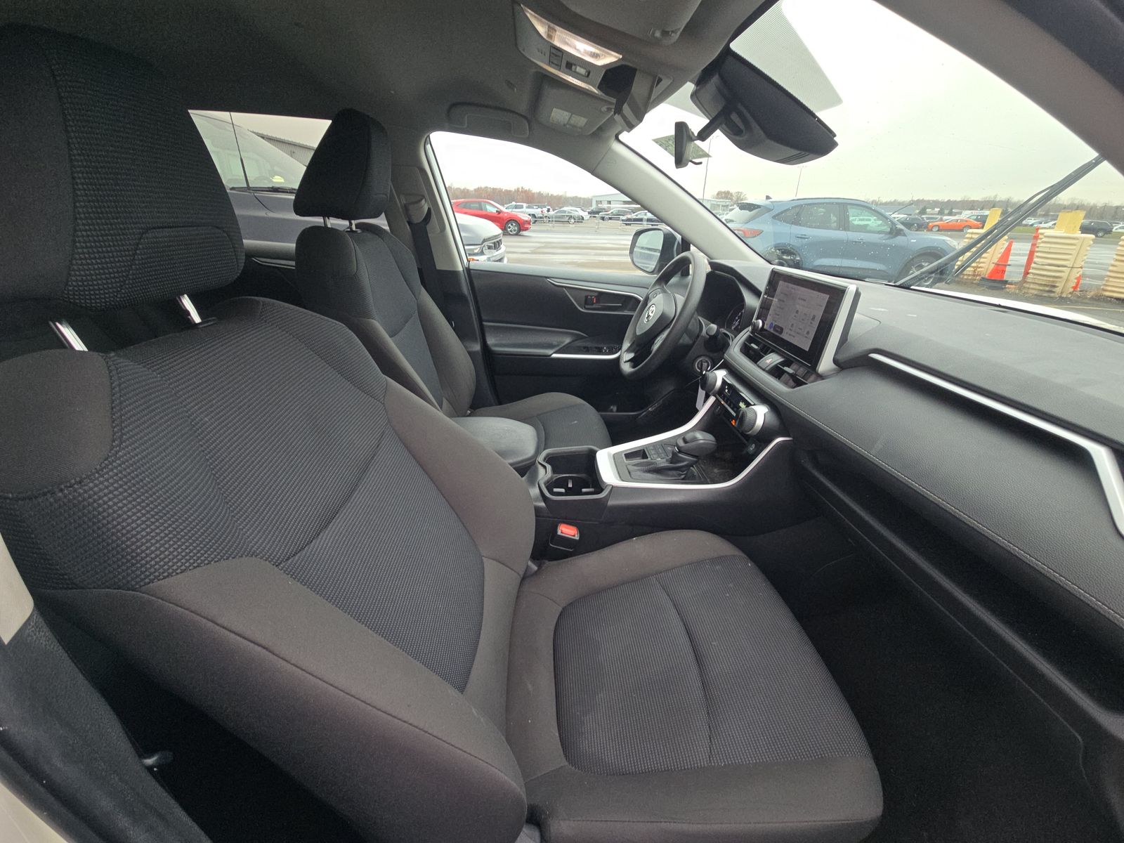 2023 Toyota RAV4 LE AWD