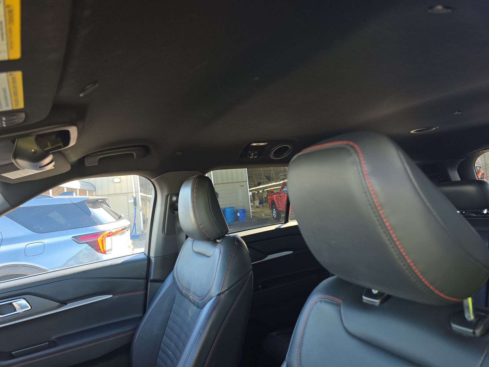 2025 Ford Explorer ST-Line AWD