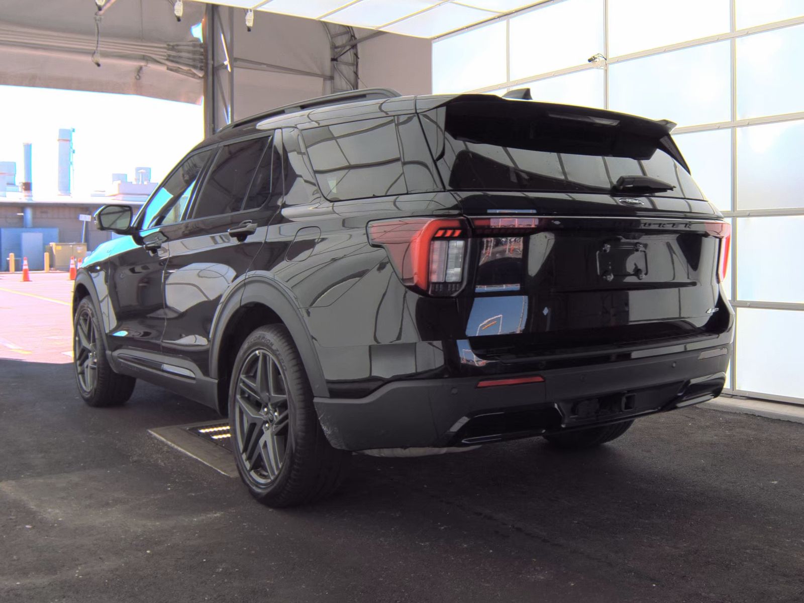 2025 Ford Explorer ST-Line AWD