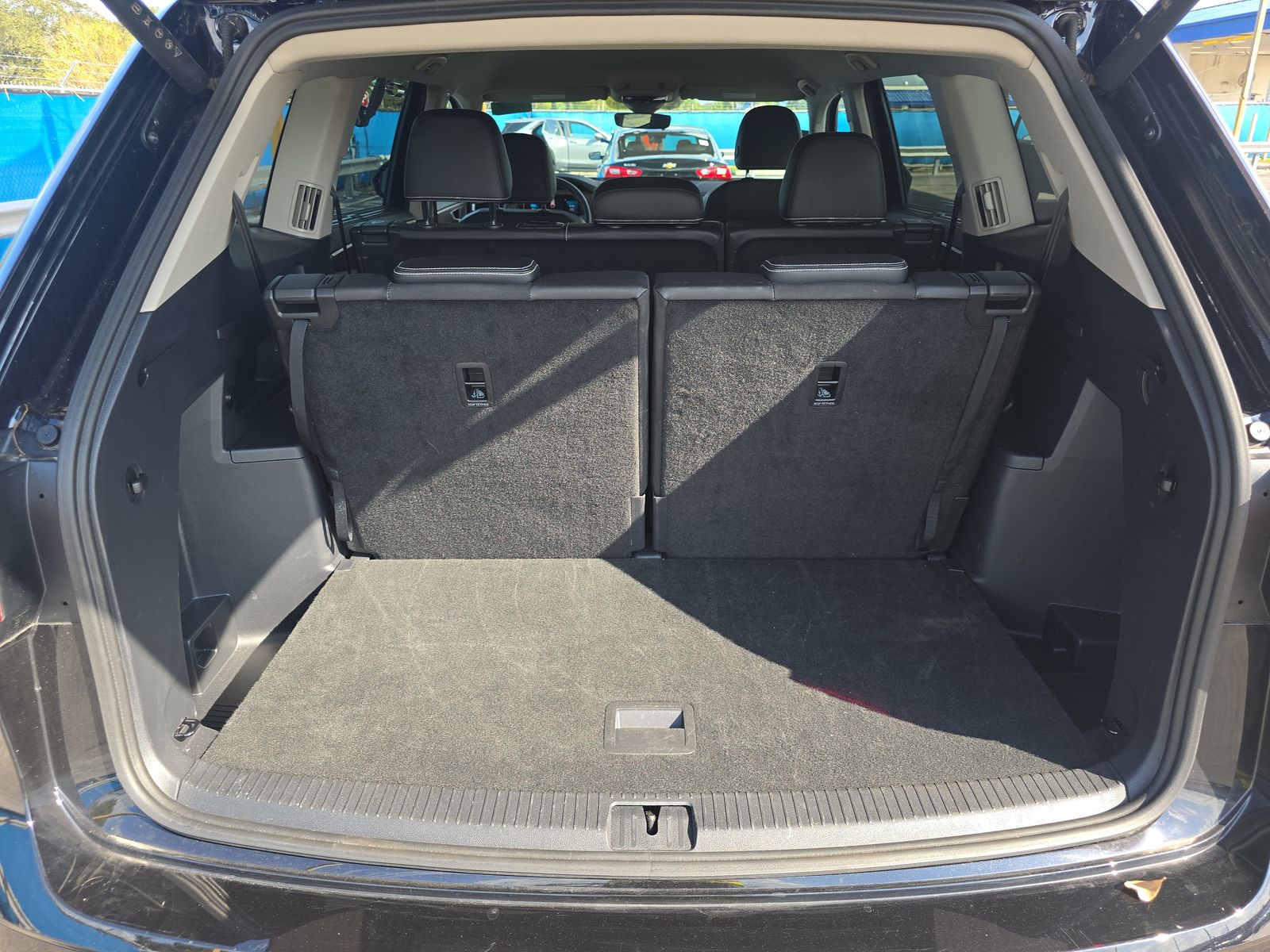 2025 Volkswagen Atlas 2.0T SE FWD