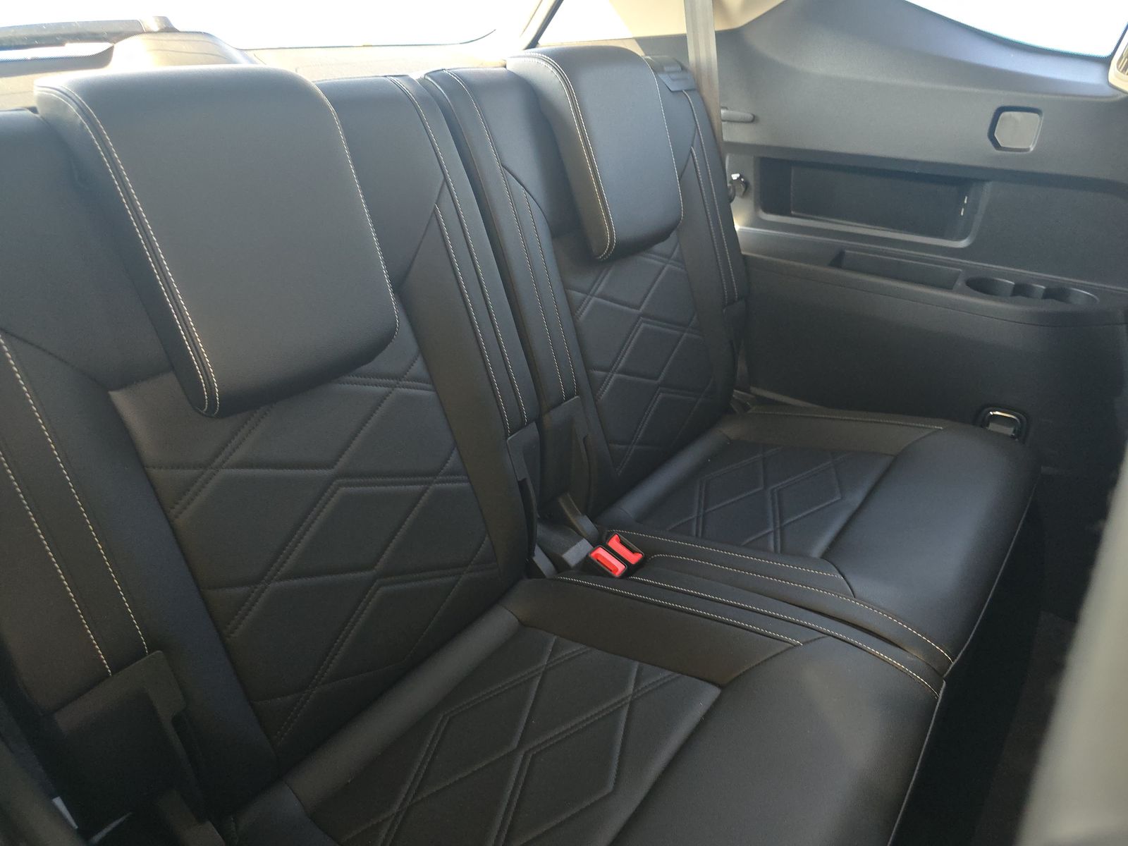 2025 Volkswagen Atlas 2.0T SE FWD