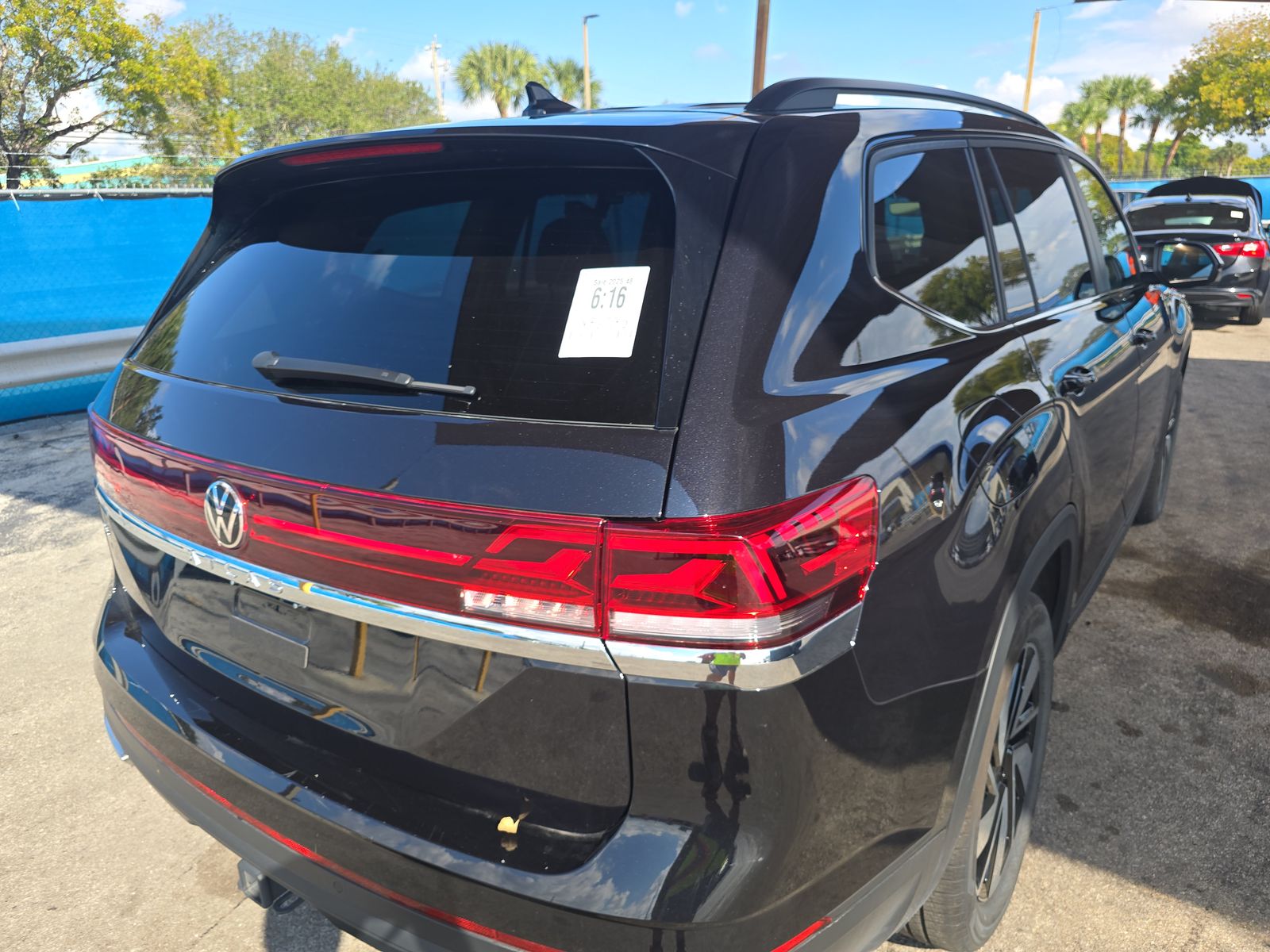 2025 Volkswagen Atlas 2.0T SE FWD