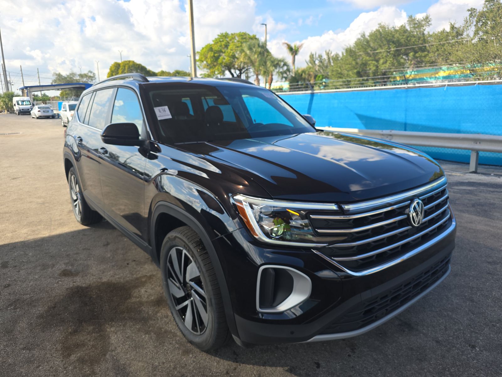 2025 Volkswagen Atlas 2.0T SE FWD