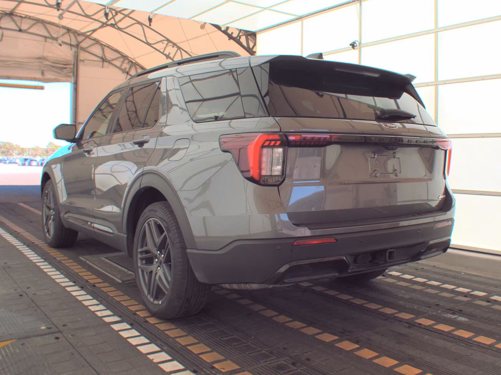 2025 Ford Explorer ST-Line AWD