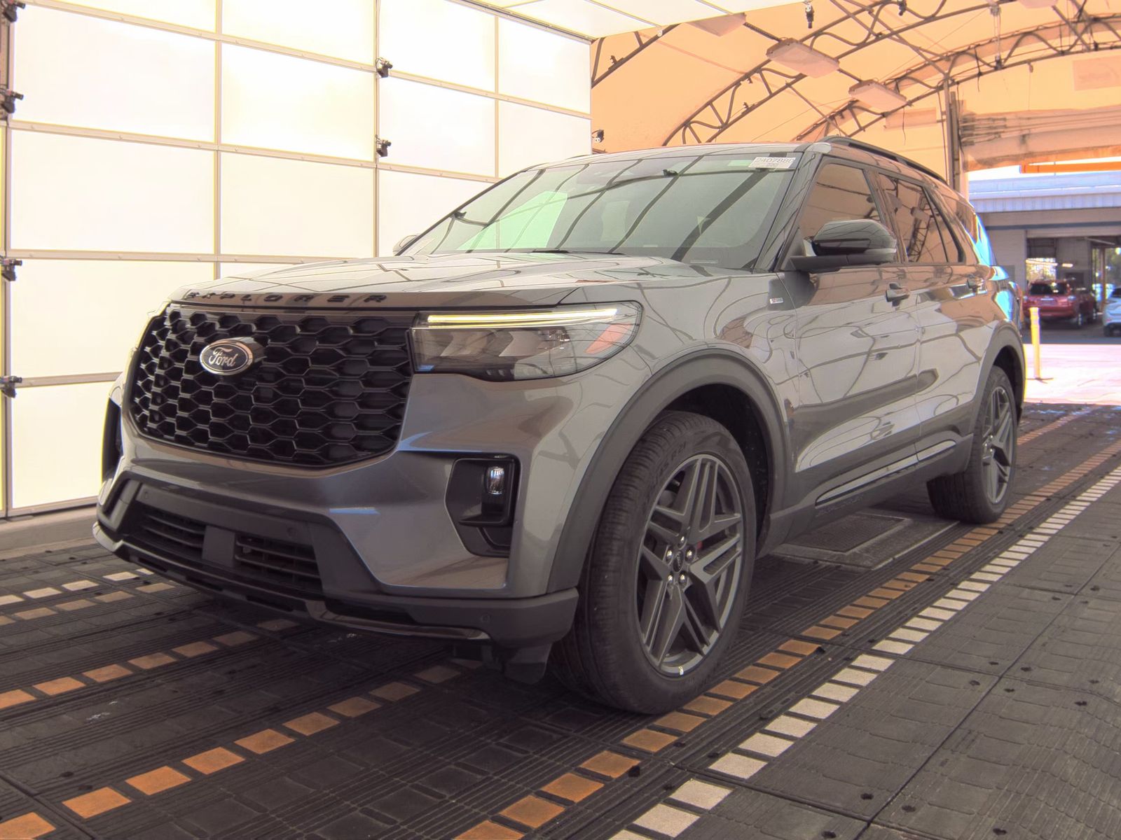 2025 Ford Explorer ST-Line AWD