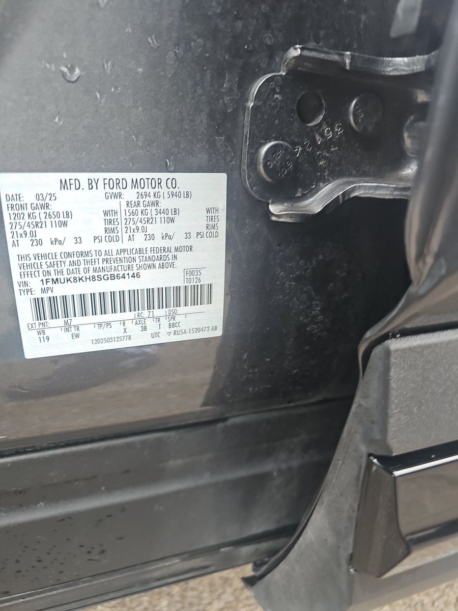 2025 Ford Explorer ST-Line AWD