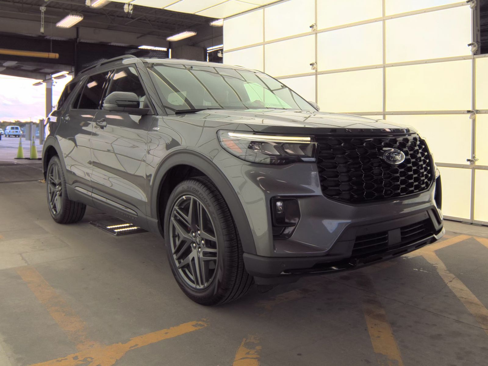 2025 Ford Explorer ST-Line AWD