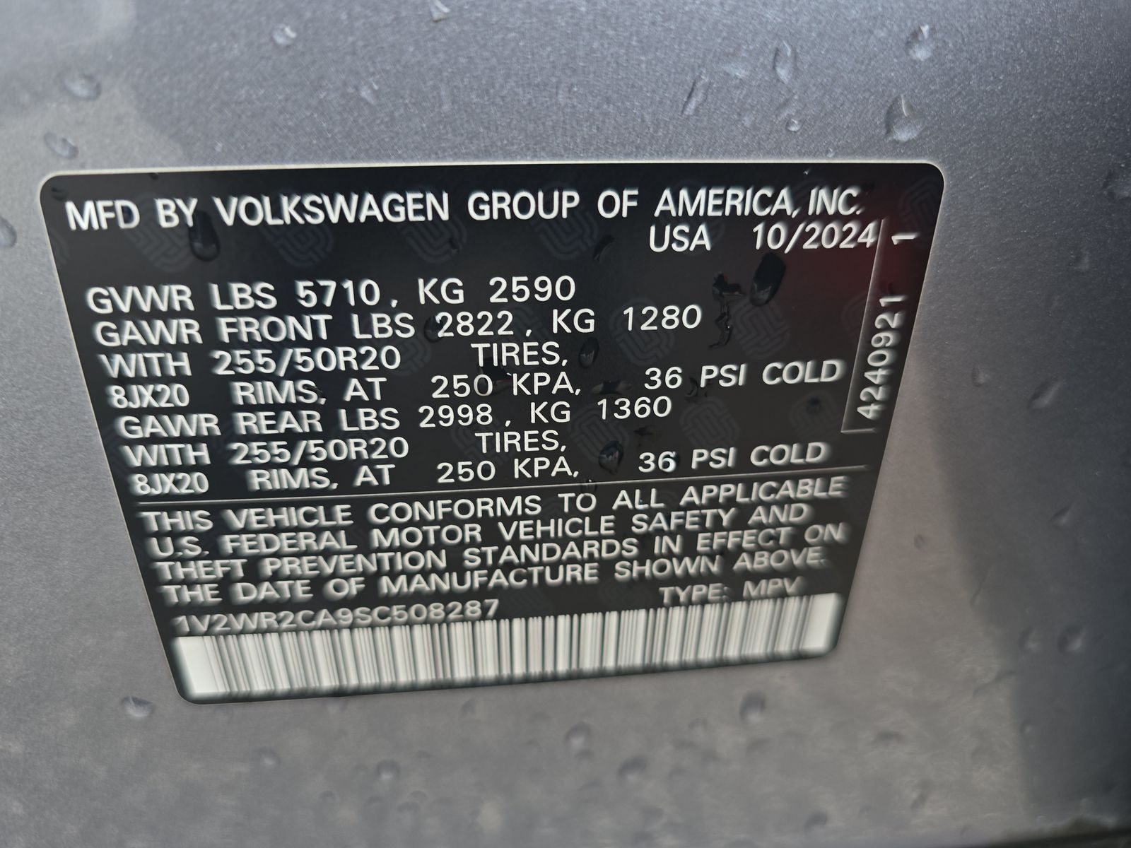 2025 Volkswagen Atlas 2.0T SE FWD