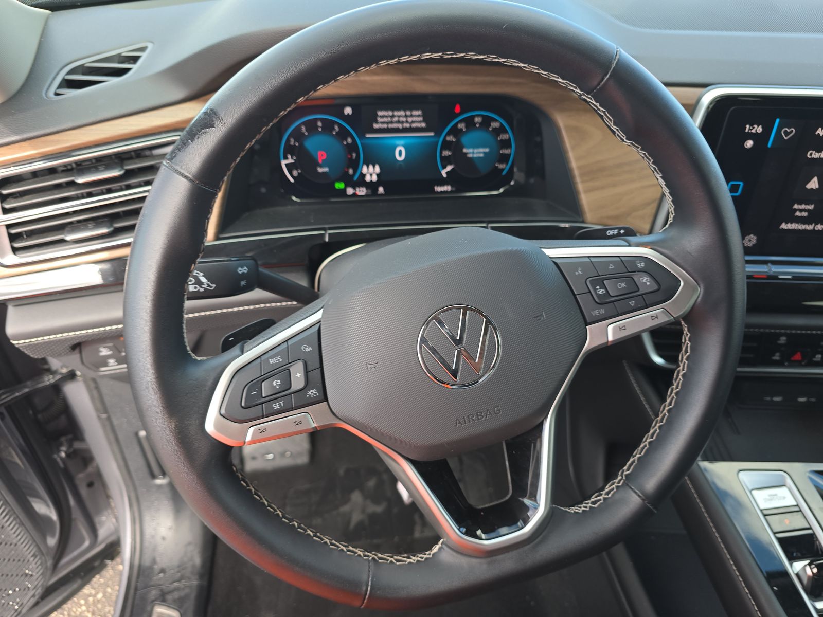 2025 Volkswagen Atlas 2.0T SE FWD