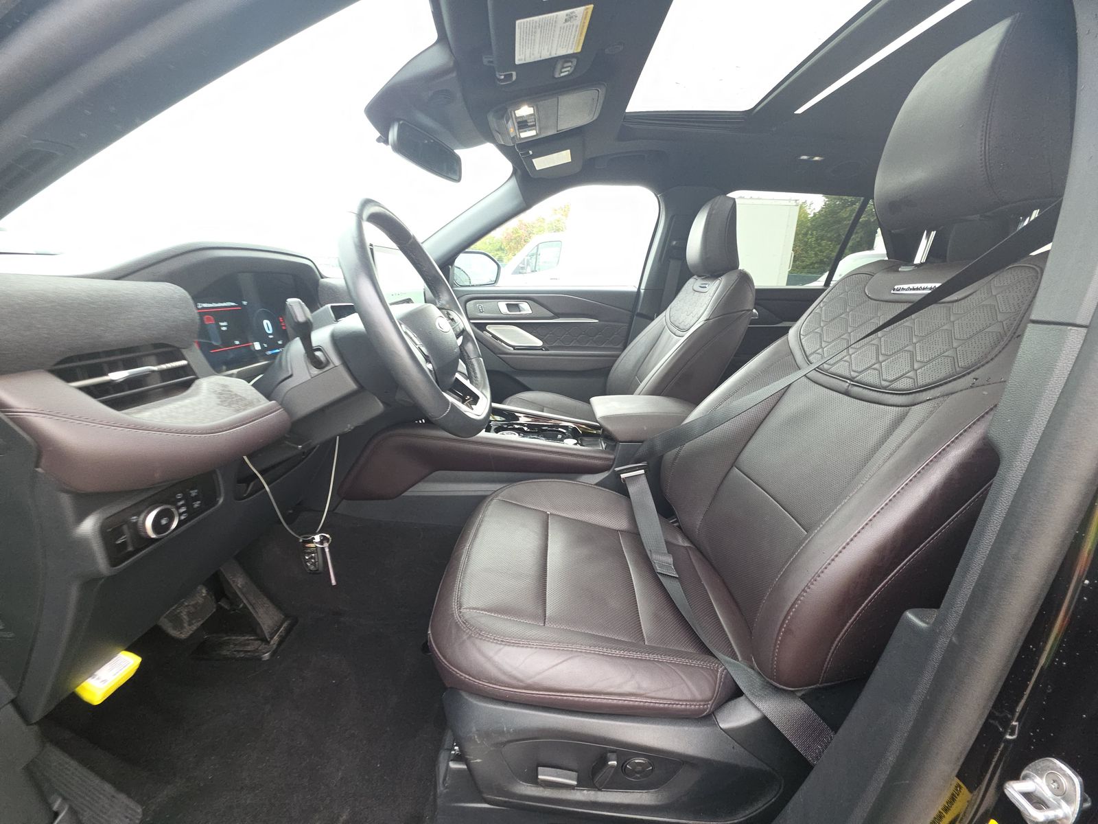 2025 Ford Explorer Platinum AWD