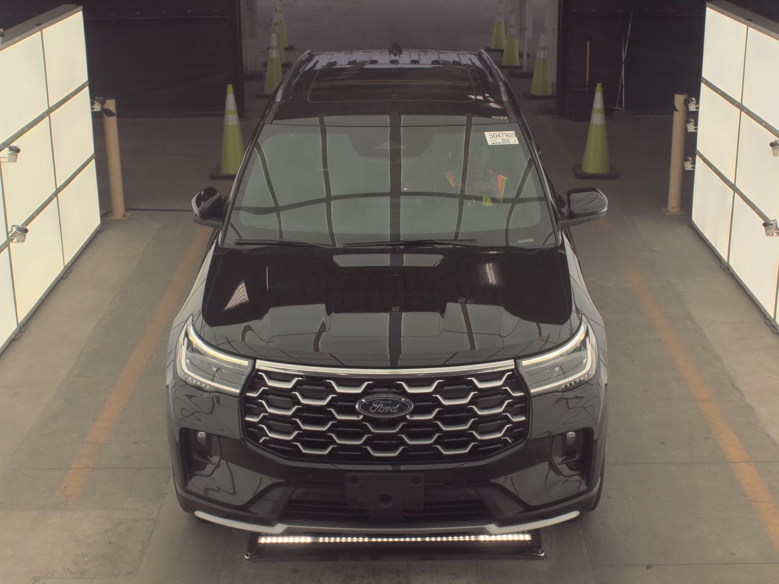 2025 Ford Explorer Platinum AWD