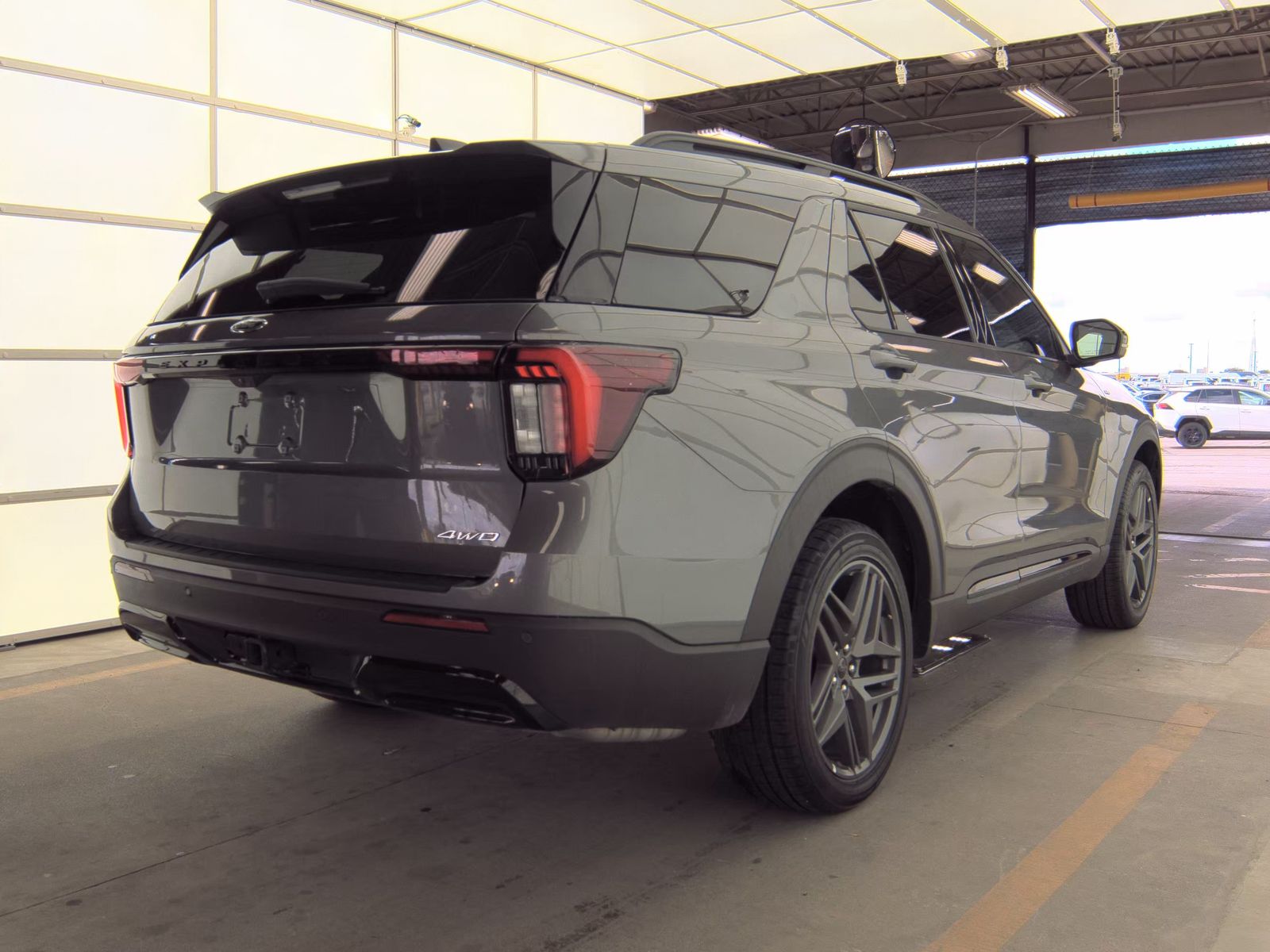 2025 Ford Explorer ST-Line AWD