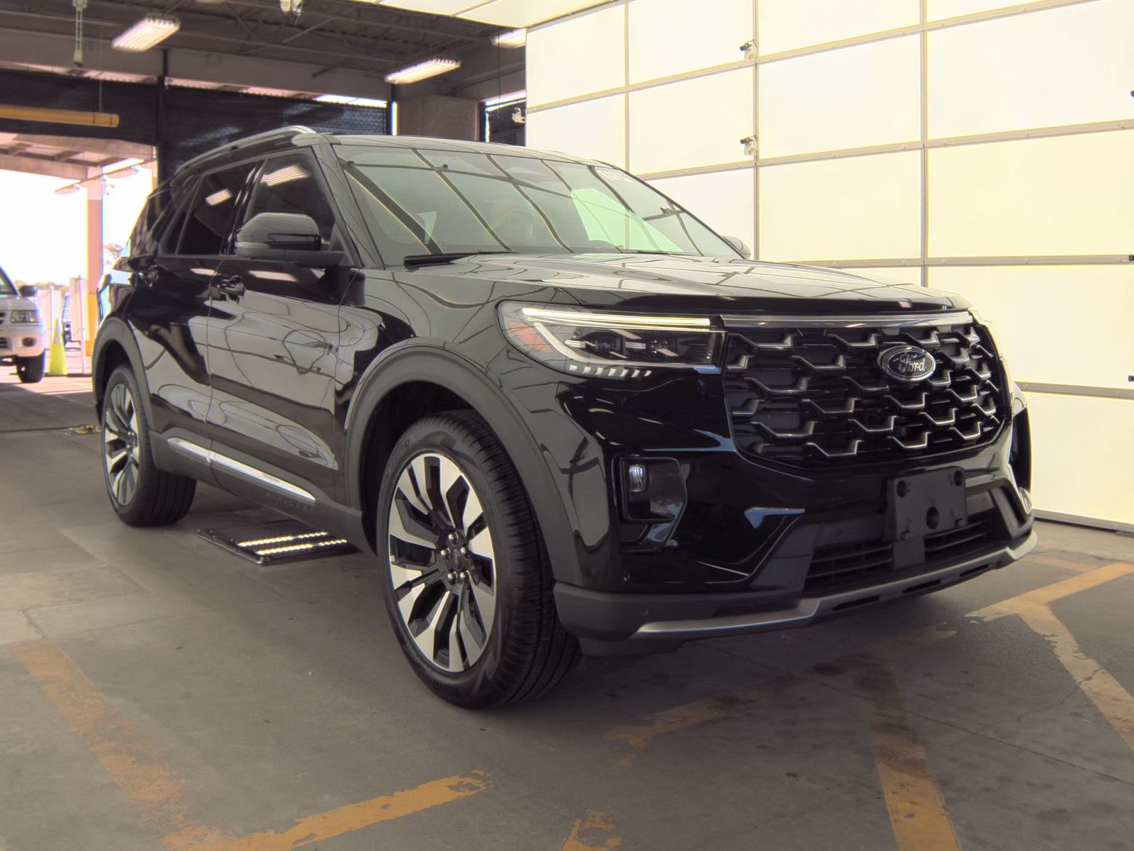 2025 Ford Explorer Platinum AWD