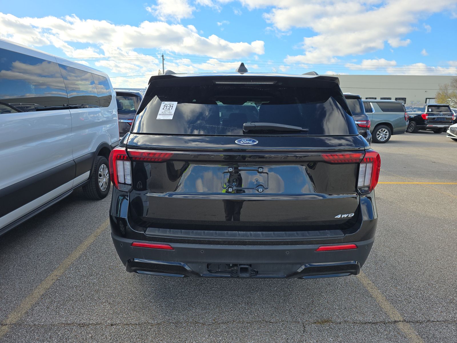 2025 Ford Explorer ST-Line AWD