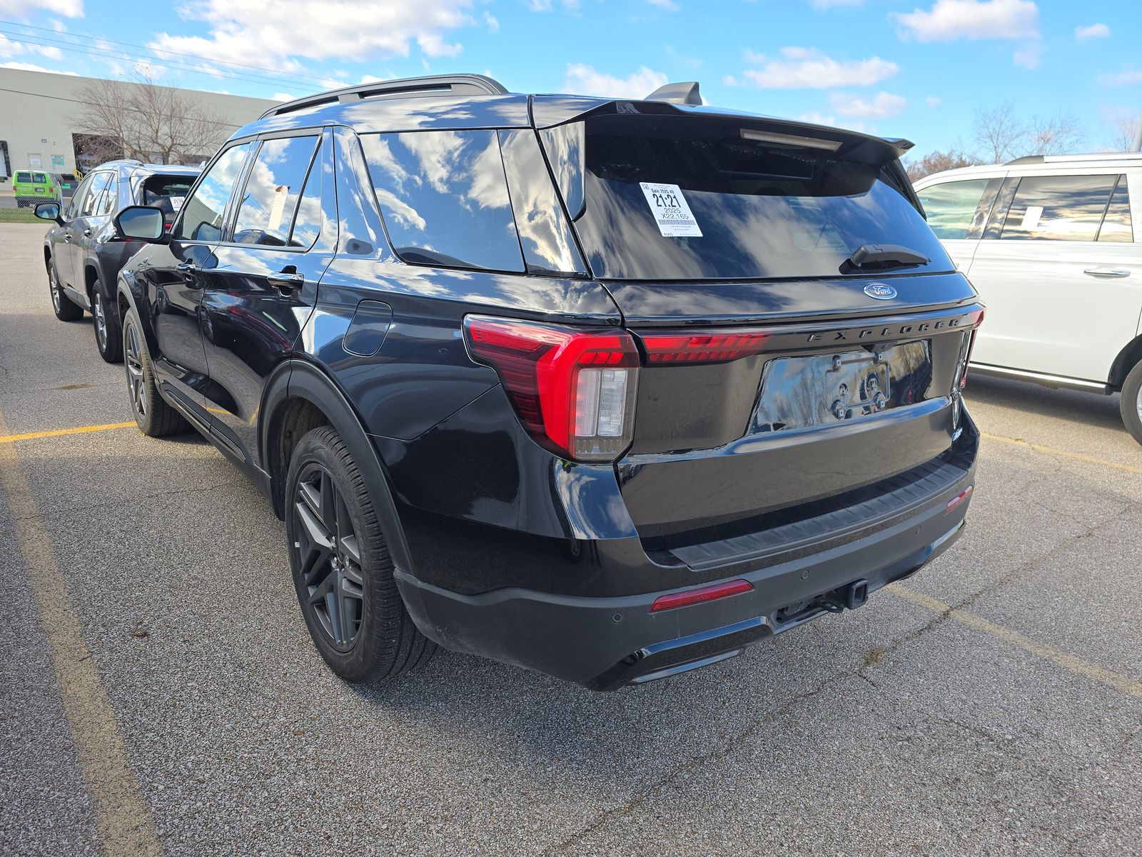 2025 Ford Explorer ST-Line AWD