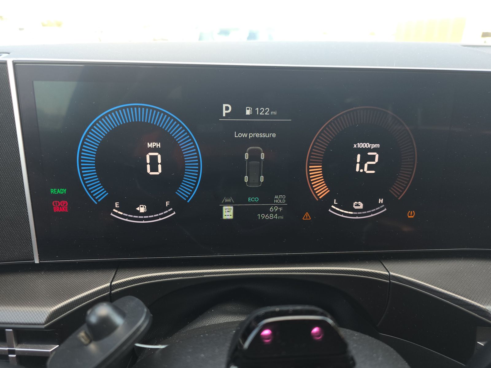 2025 Hyundai Santa Fe Hybrid SEL FWD