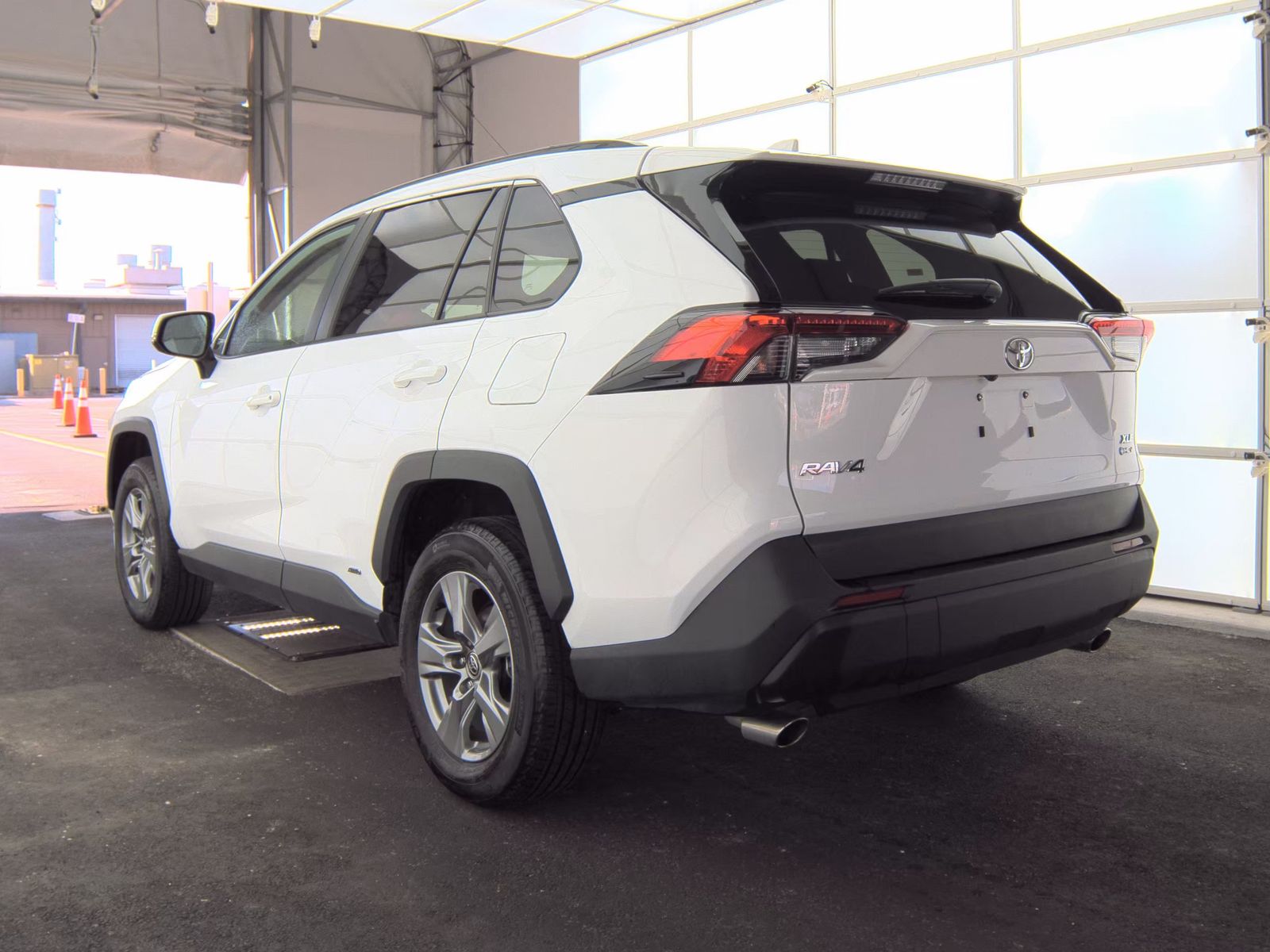 2025 Toyota RAV4 Hybrid XLE AWD