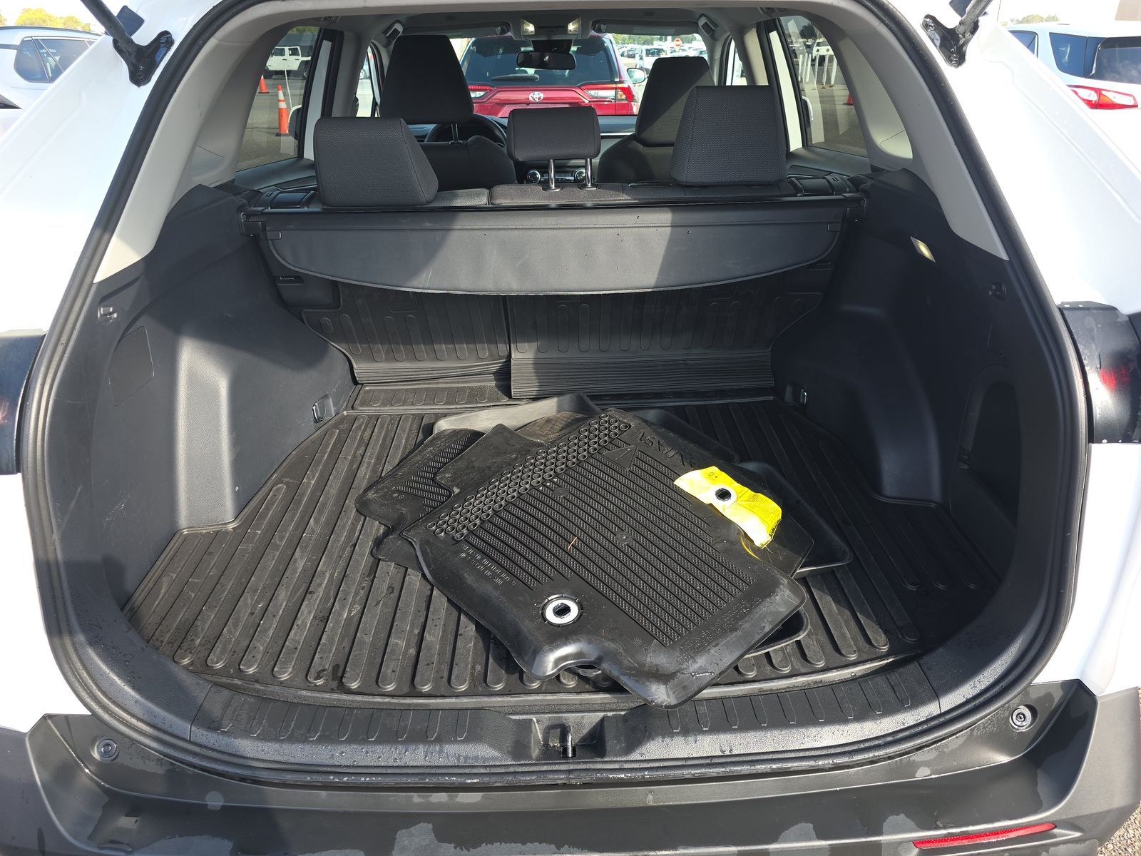 2025 Toyota RAV4 Hybrid XLE AWD