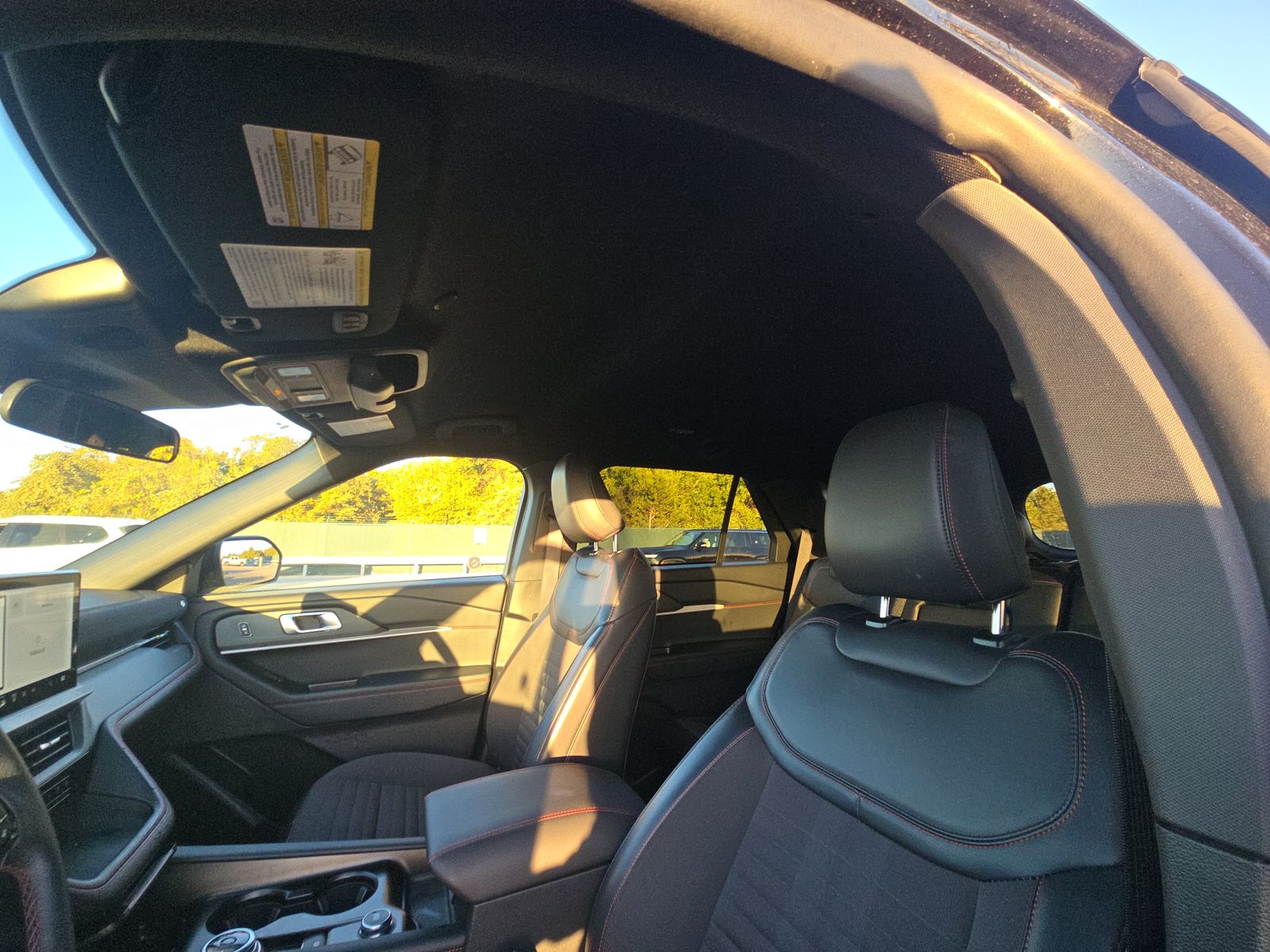 2025 Ford Explorer ST-Line AWD