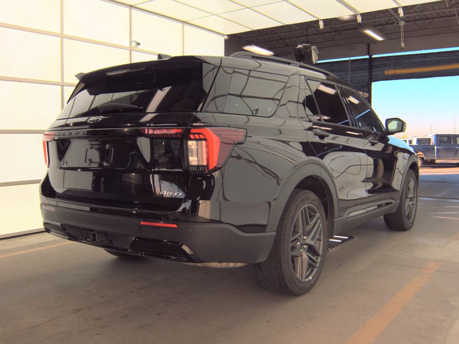 2025 Ford Explorer ST-Line AWD