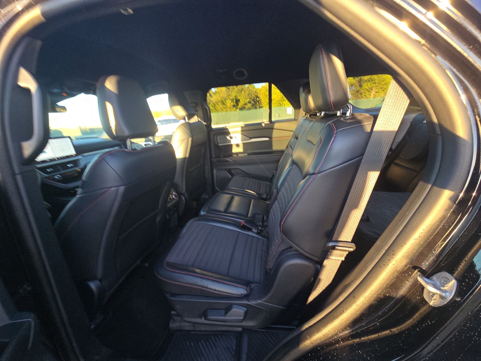 2025 Ford Explorer ST-Line AWD