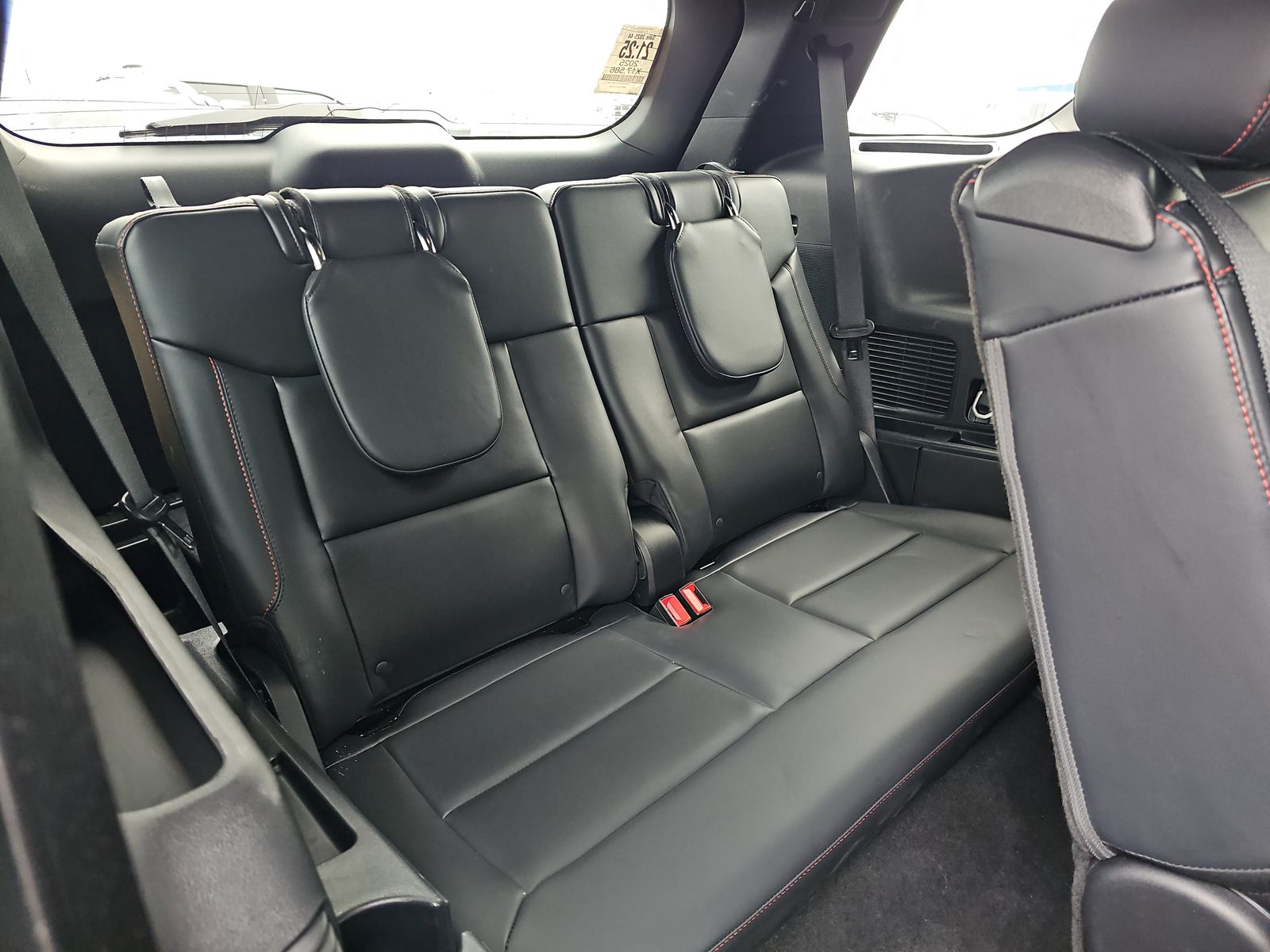 2025 Ford Explorer ST-Line AWD