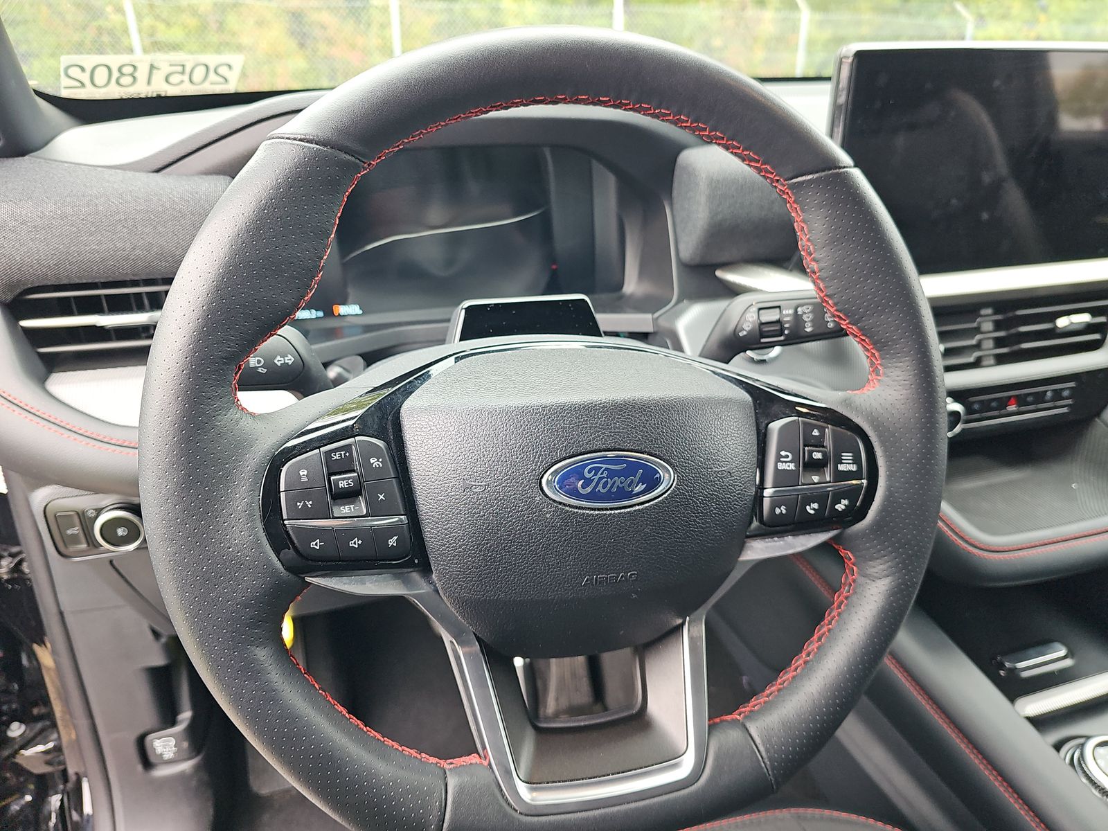 2025 Ford Explorer ST-Line AWD