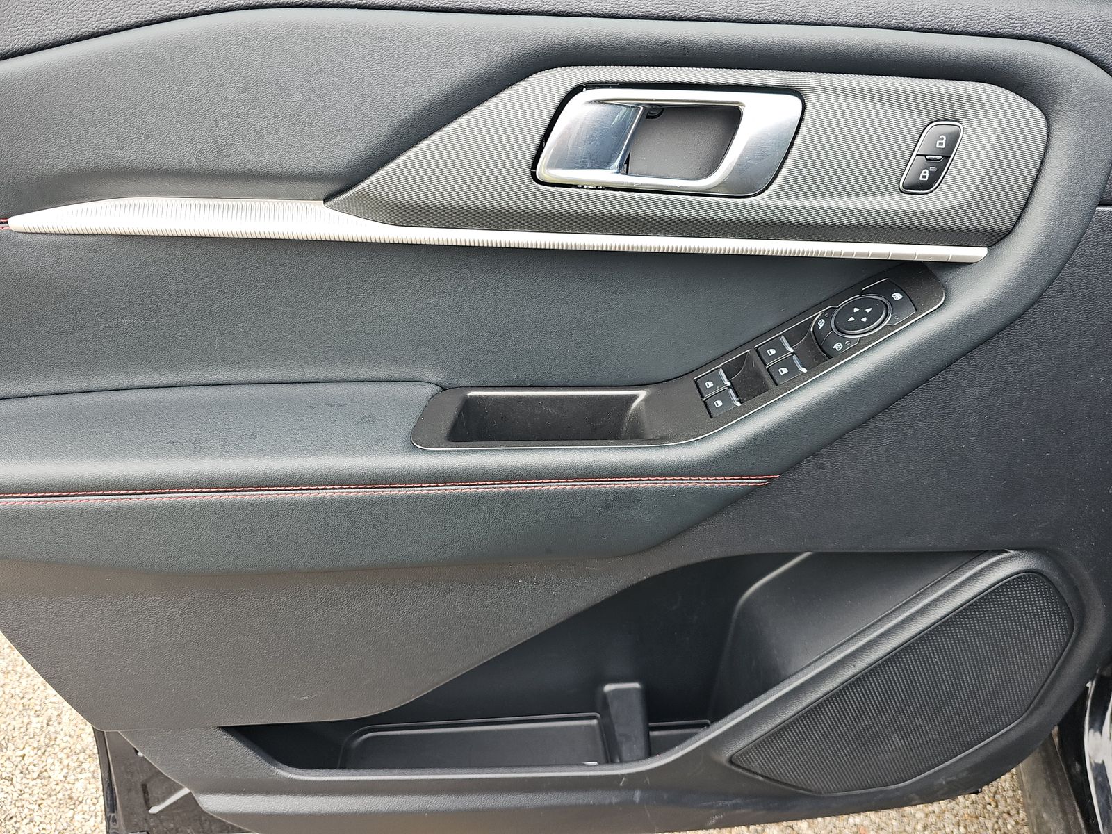 2025 Ford Explorer ST-Line AWD