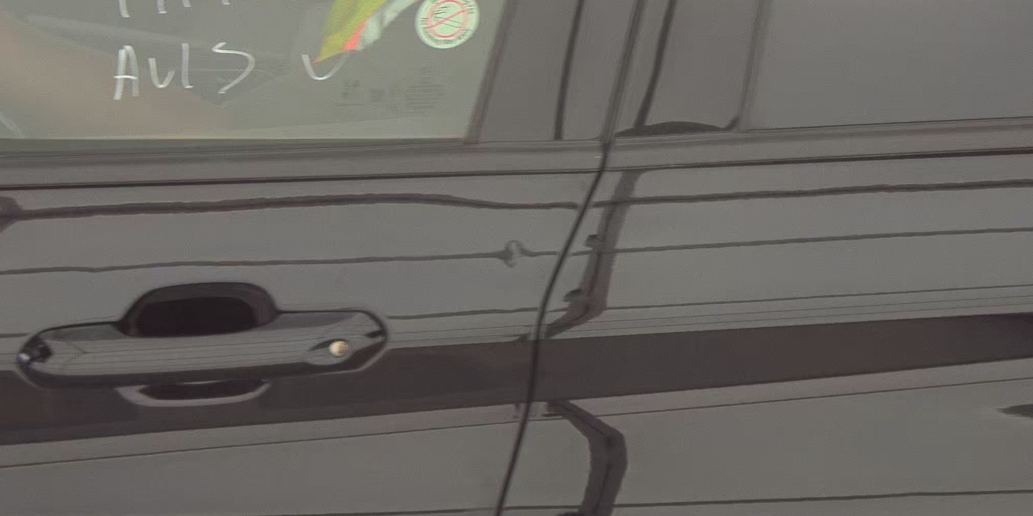 2025 Ford Explorer Platinum AWD