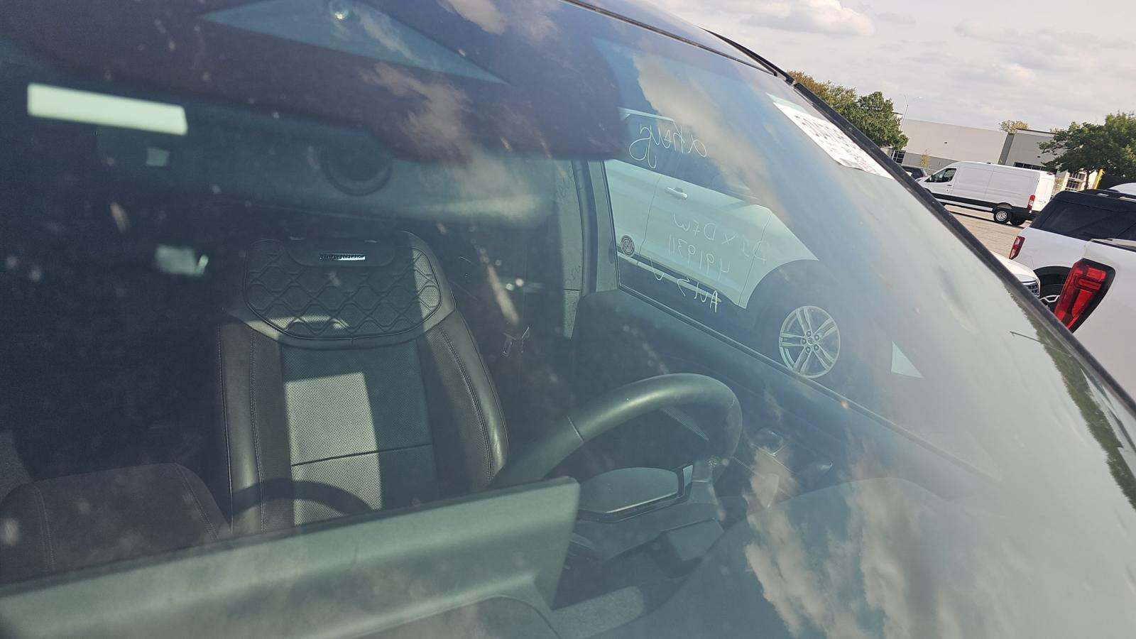 2025 Ford Explorer Platinum AWD