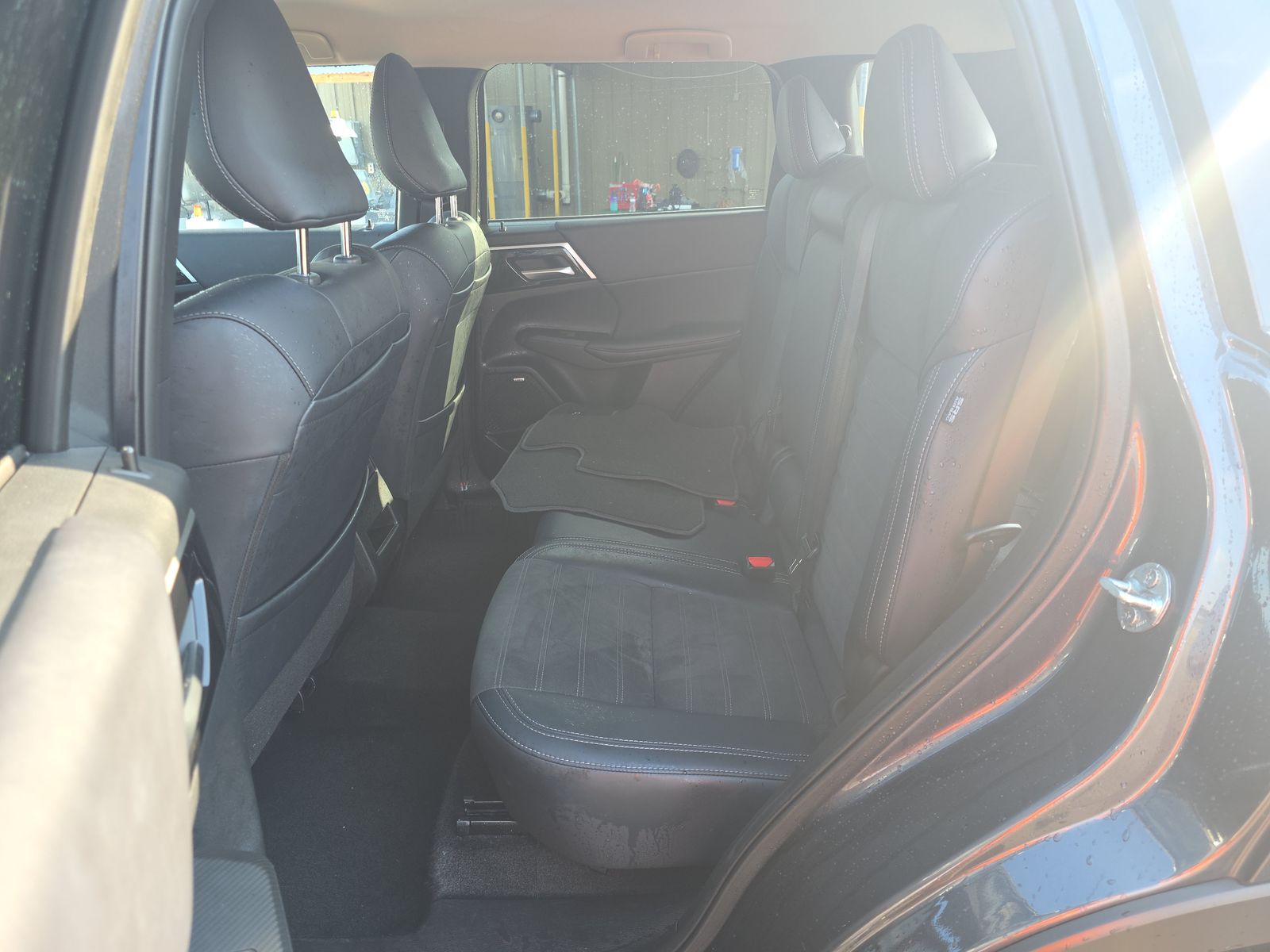 2025 Mitsubishi Outlander SE FWD