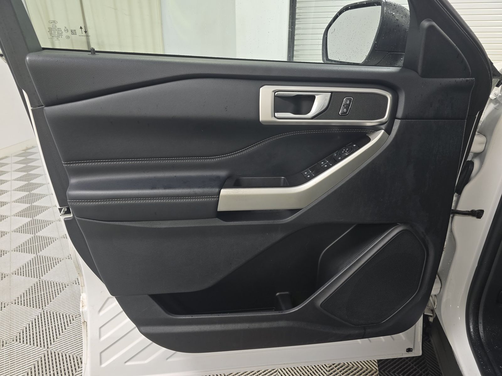 2022 Ford Explorer XLT AWD