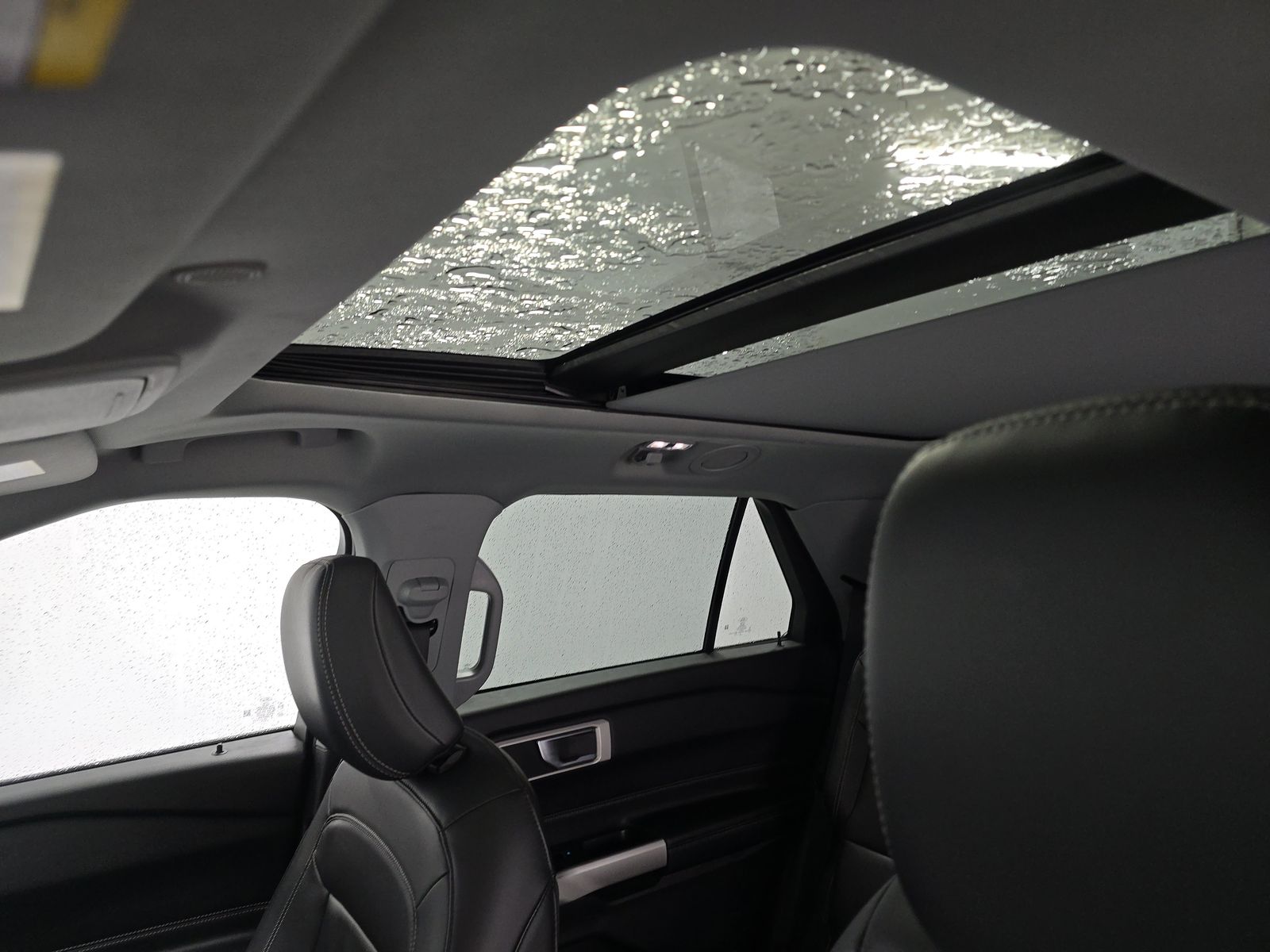 2022 Ford Explorer XLT AWD