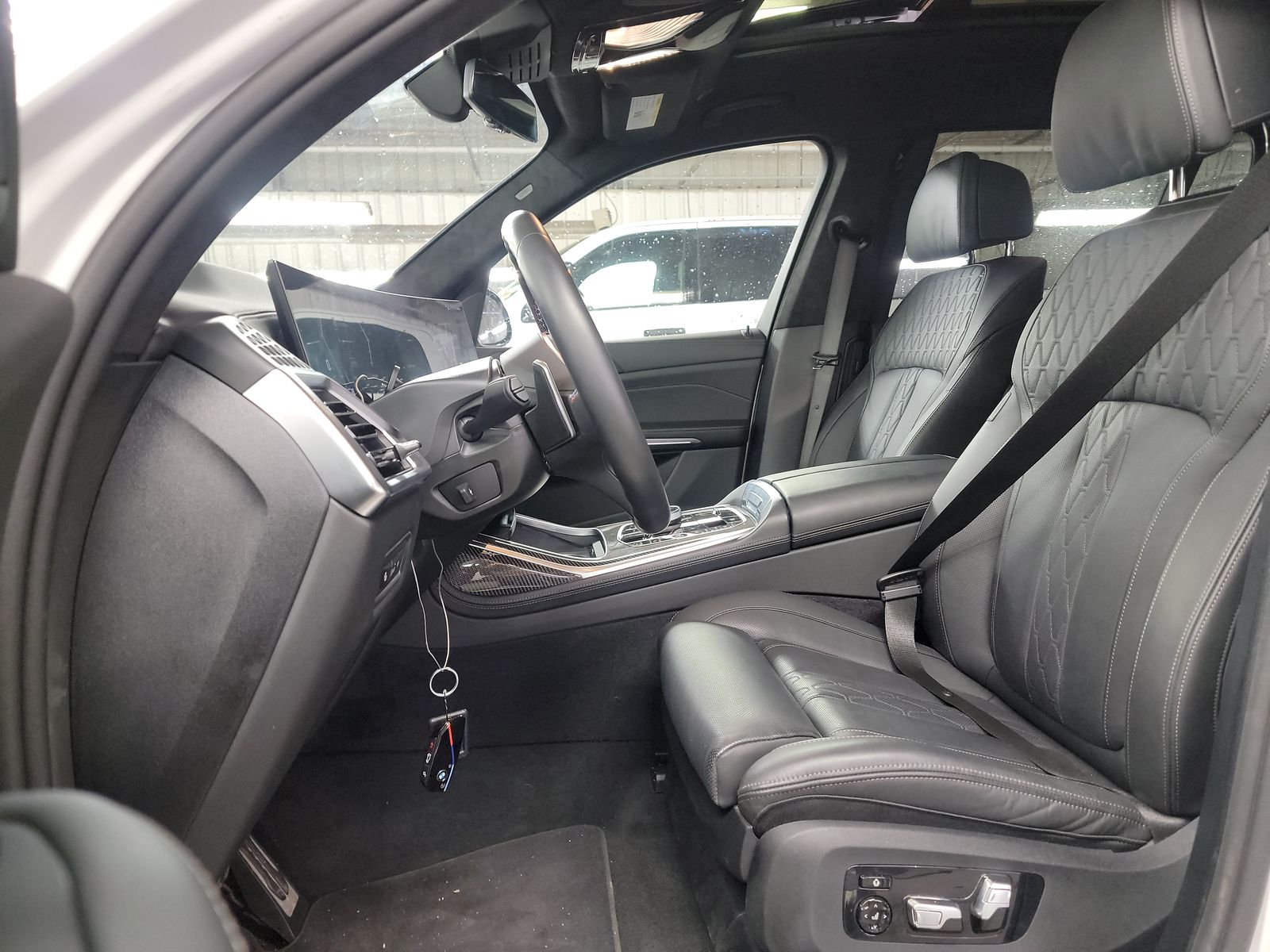 2026 BMW X7 M60i AWD