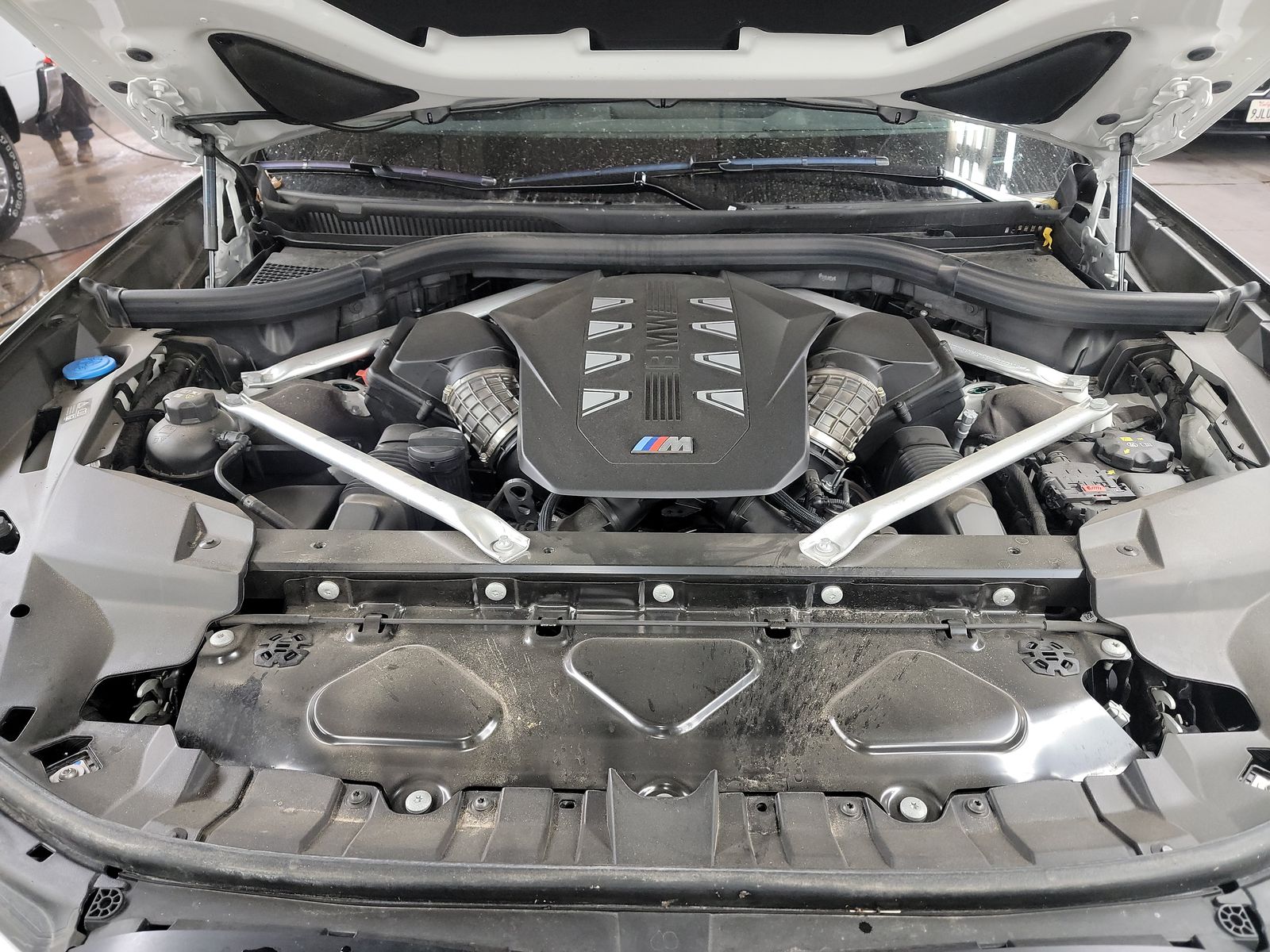 2026 BMW X7 M60i AWD