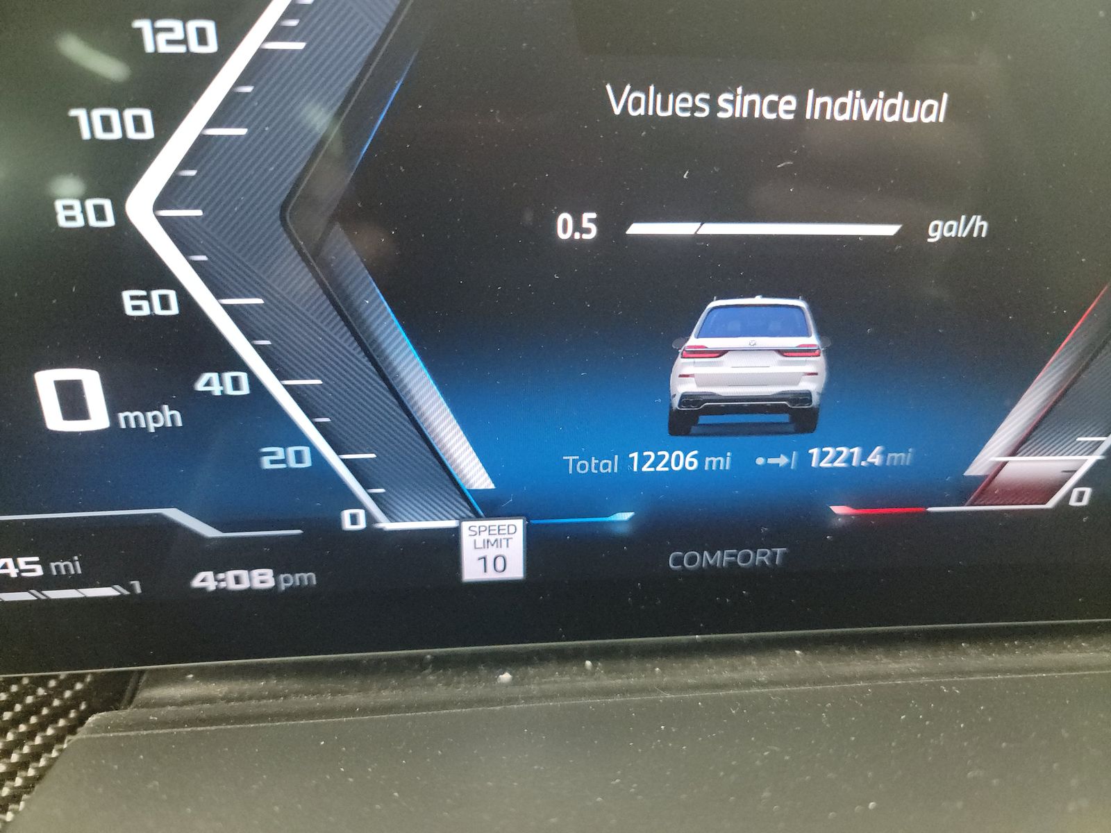 2026 BMW X7 M60i AWD