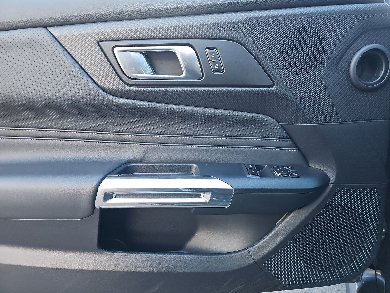 2025 Ford Mustang EcoBoost Premium RWD