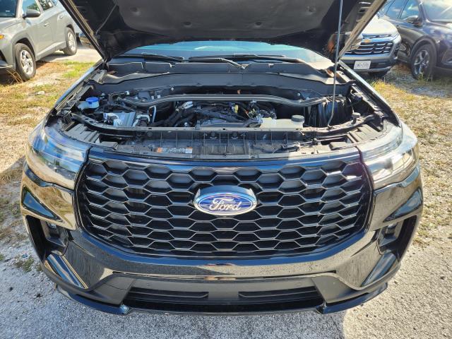 2025 Ford Explorer ST-Line AWD