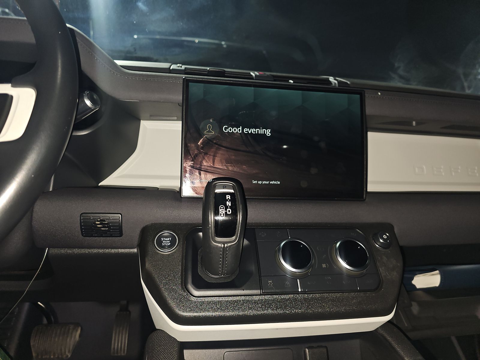 2022 Land Rover Defender 90 X-Dynamic SE AWD