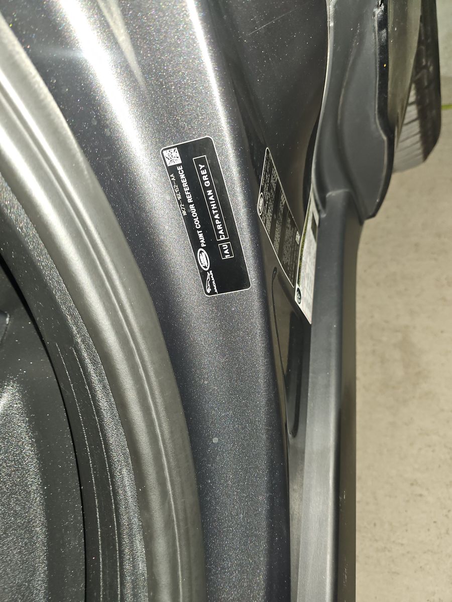 2022 Land Rover Defender 90 X-Dynamic SE AWD