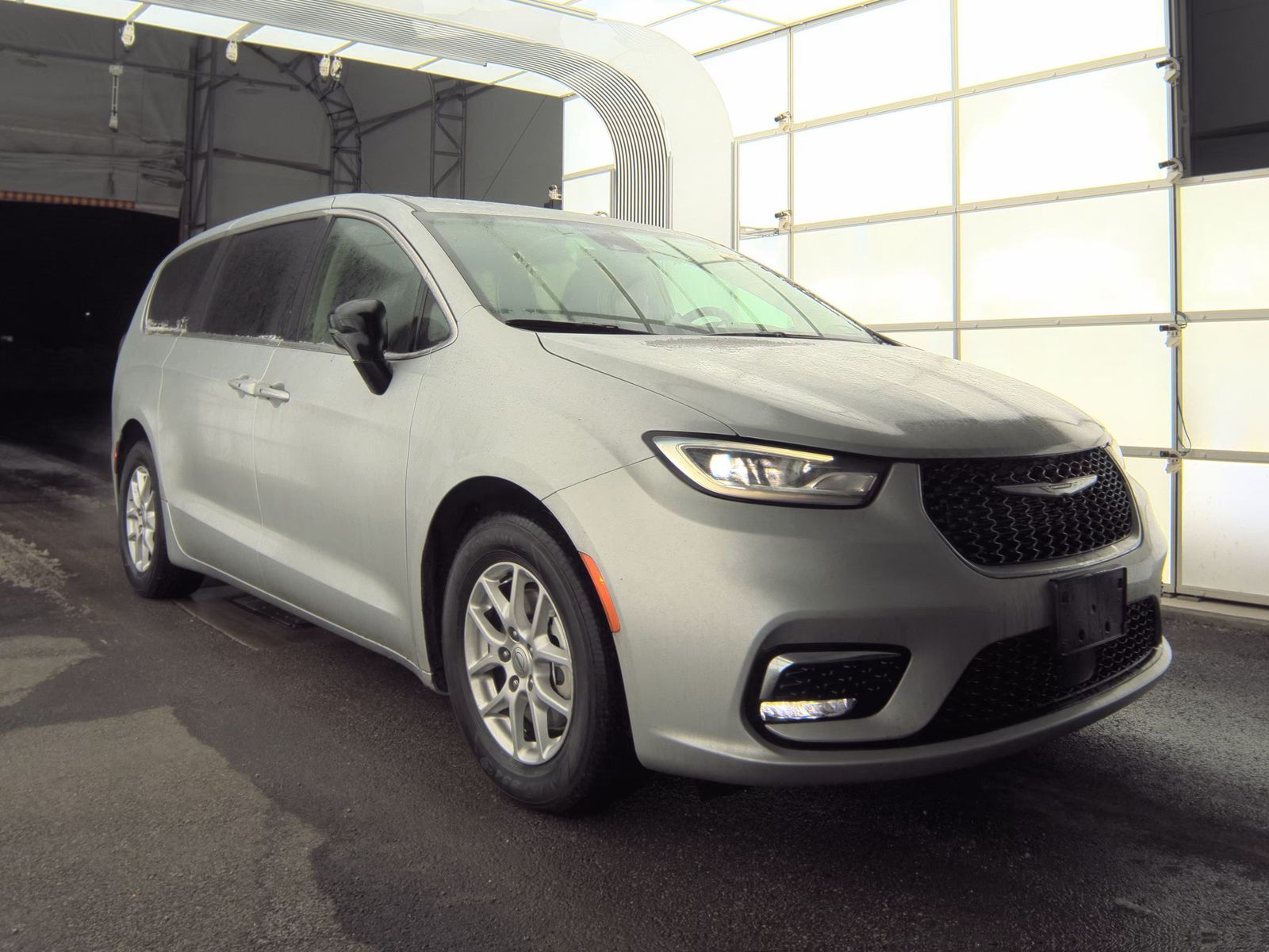 2024 Chrysler Pacifica Touring L FWD