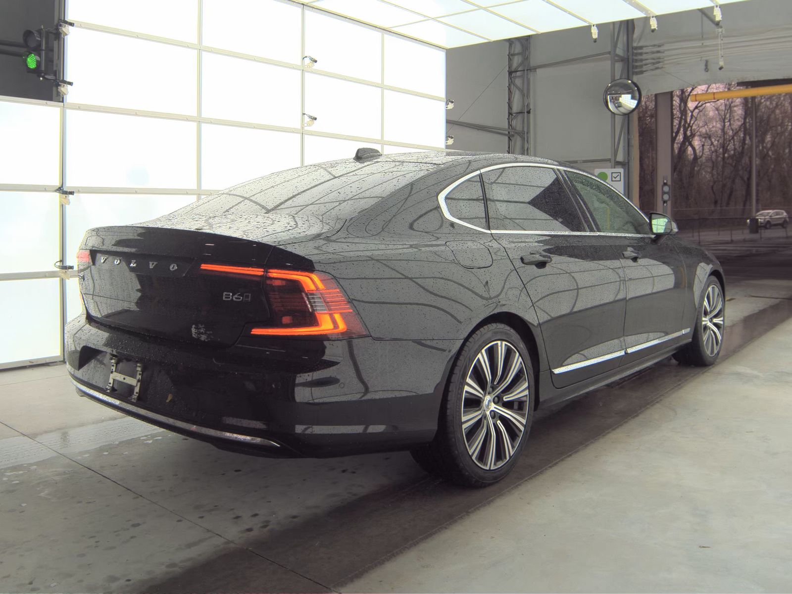 2023 Volvo S90 B6 Plus AWD