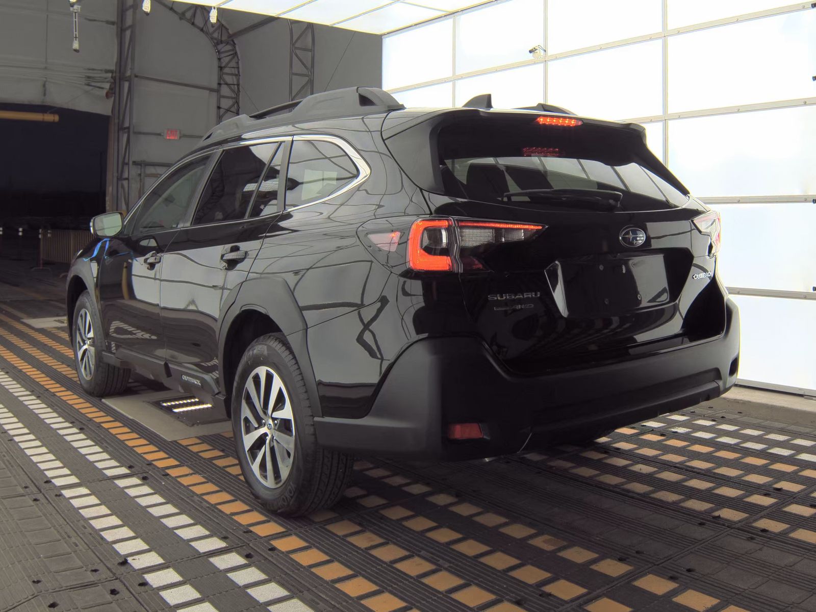 2023 Subaru Outback Premium AWD