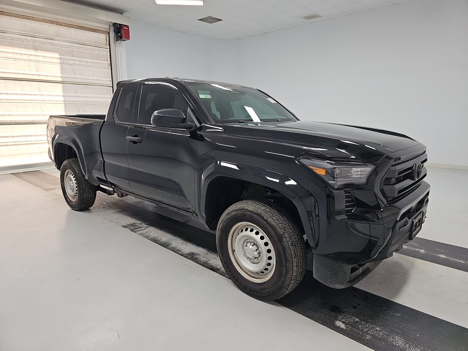 2025 Toyota Tacoma SR AWD